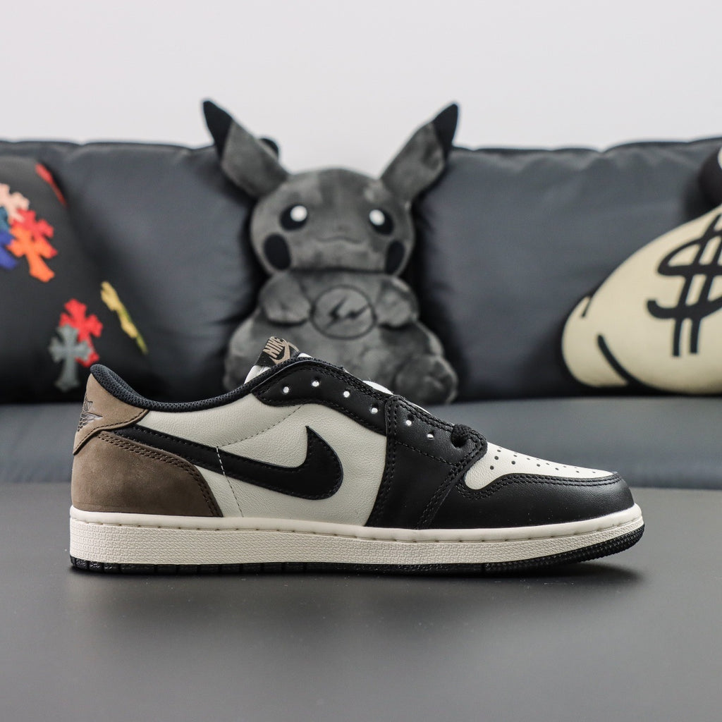 Jordan 1 Low OG 'Mocha'