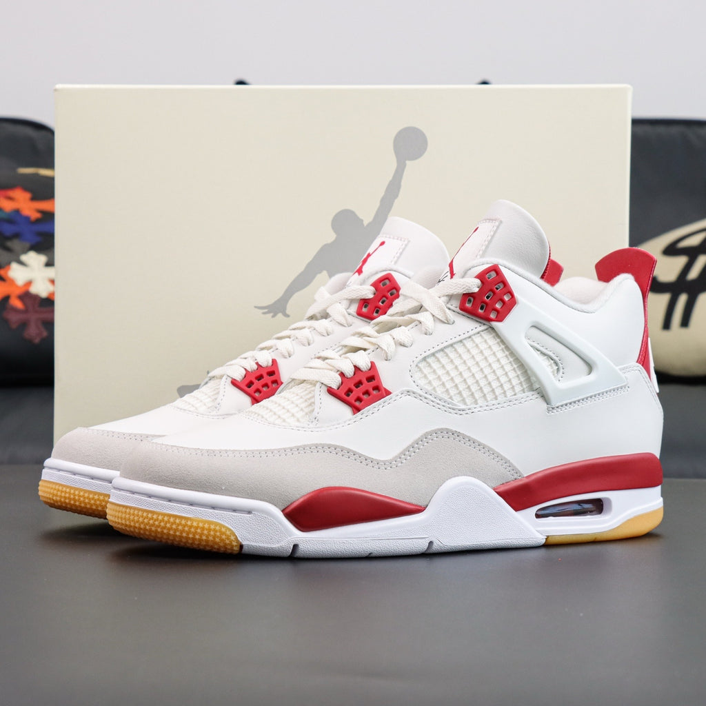 Jordan 4 x Nike SB "Varsity Red"