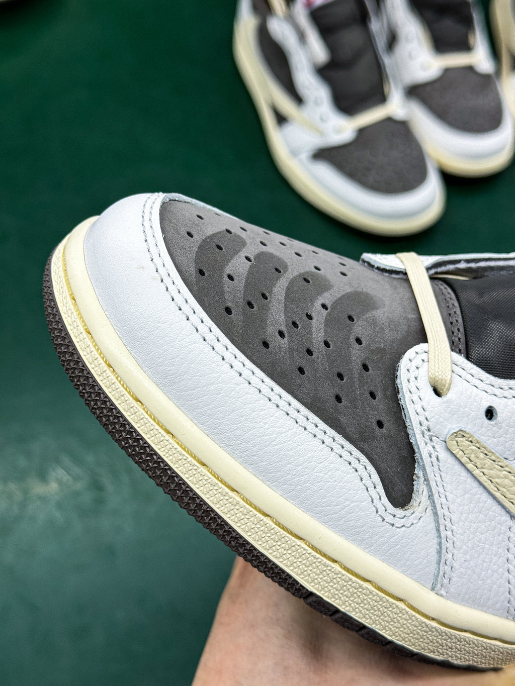 Jordan 1 Low OG x Travis Scott 'Reverse Mocha'