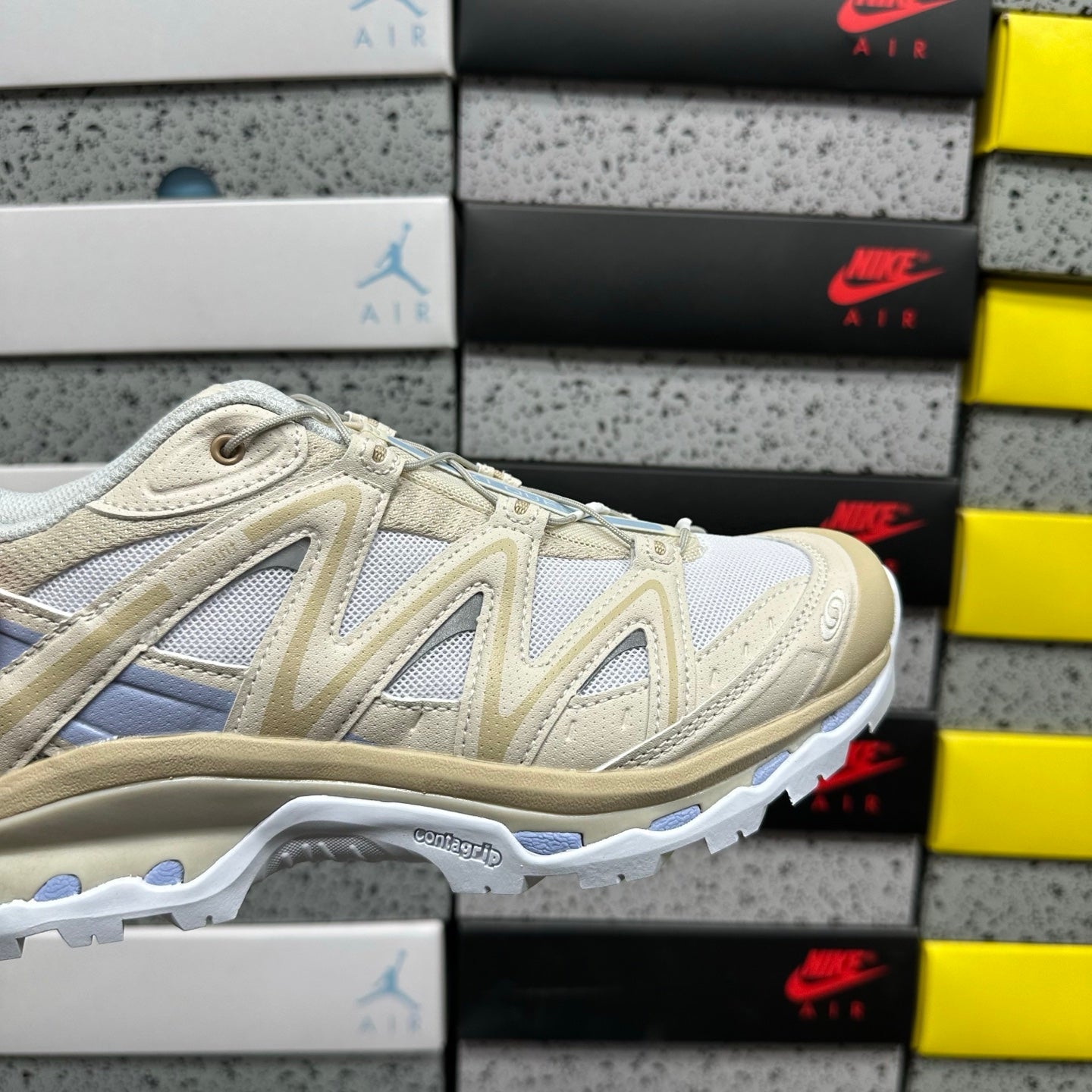 SALOMON-XT-Quest 'White/Rainy Day/Ancient Water'