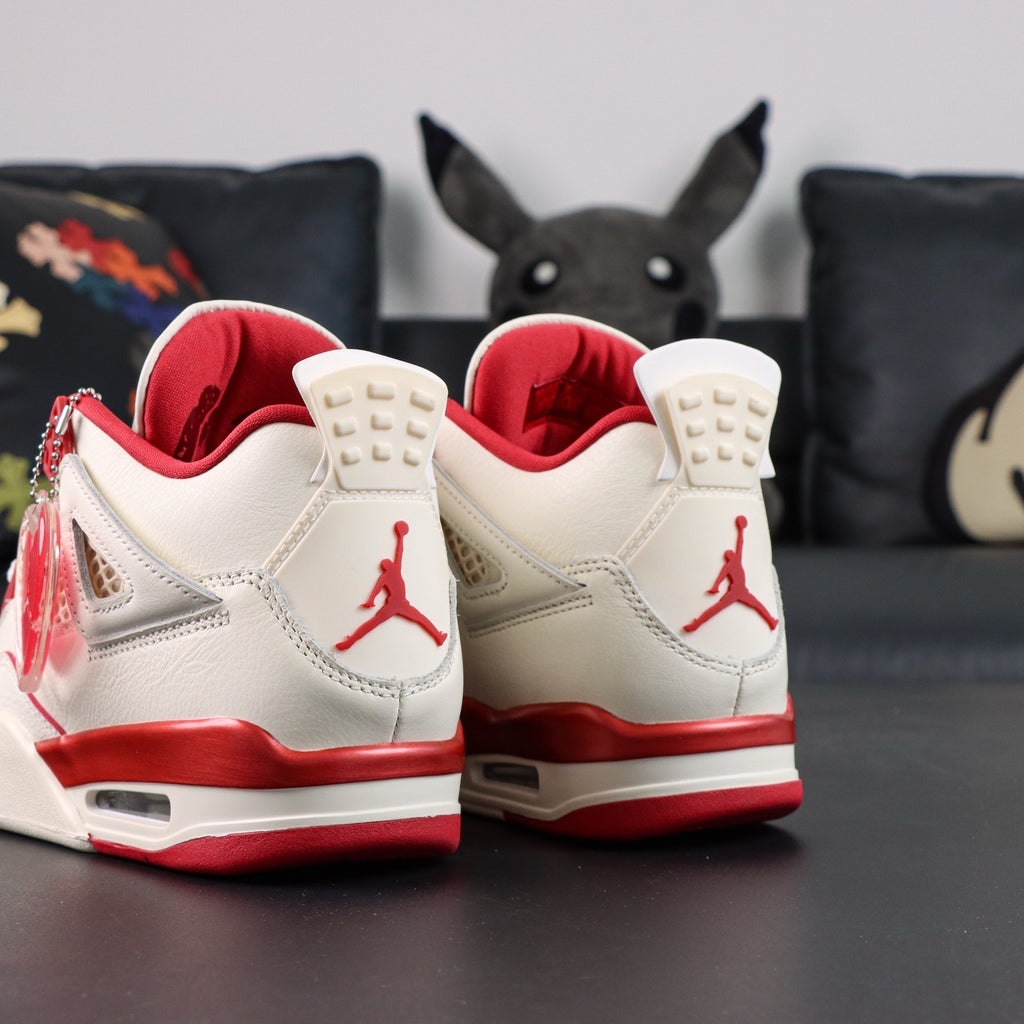 Jordan 4 Retro 'Valentine's Day'
