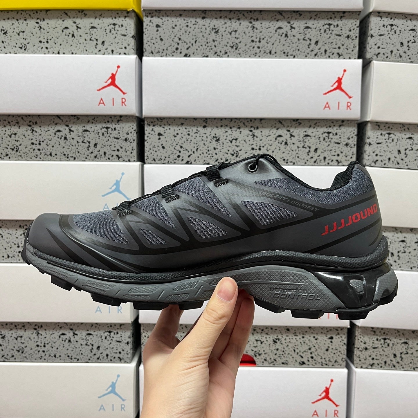 SALOMON-XT-6 JJJJound 'Black Fiery Red'
