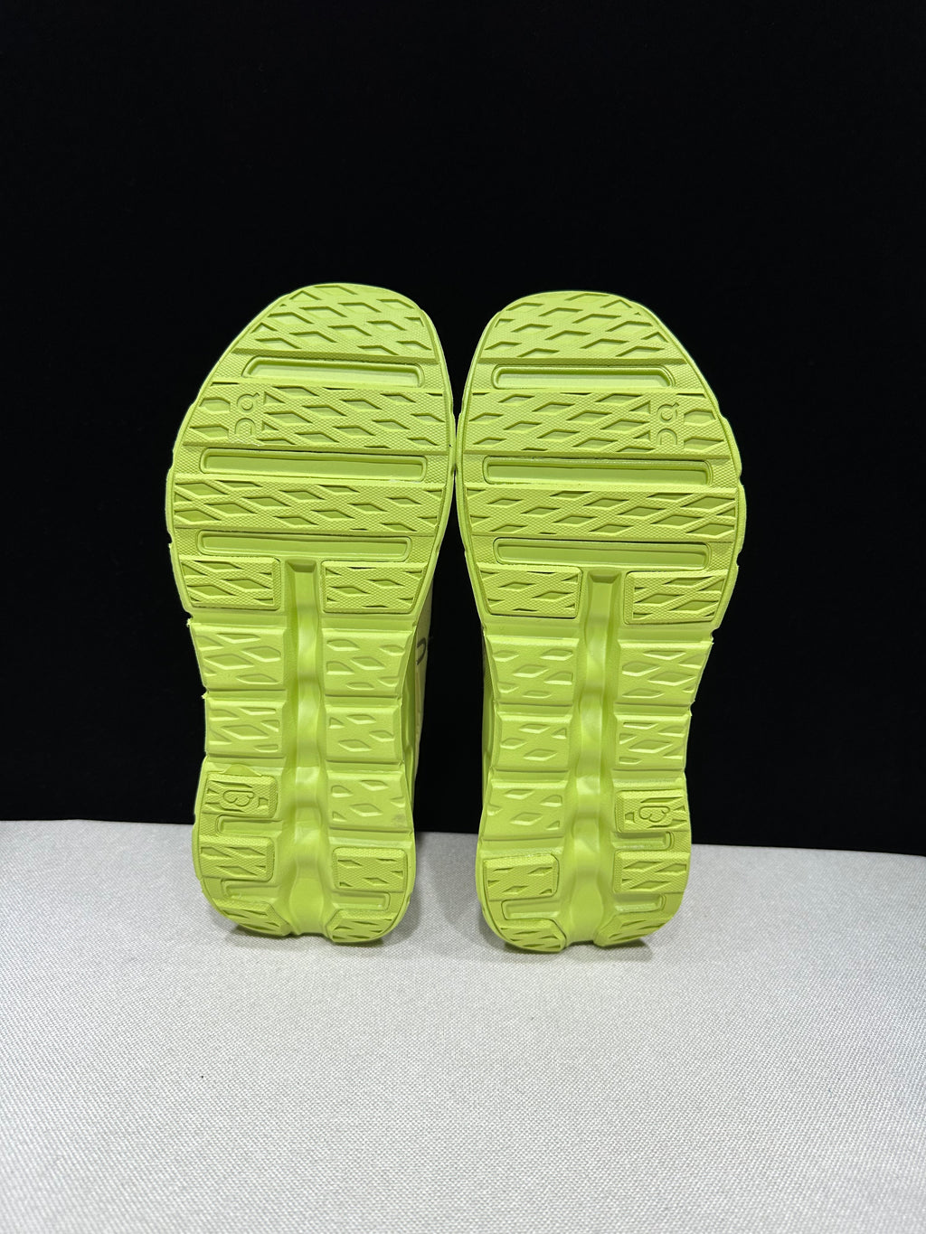 ON - Cloudtilt x Loewe 'Lime Green'
