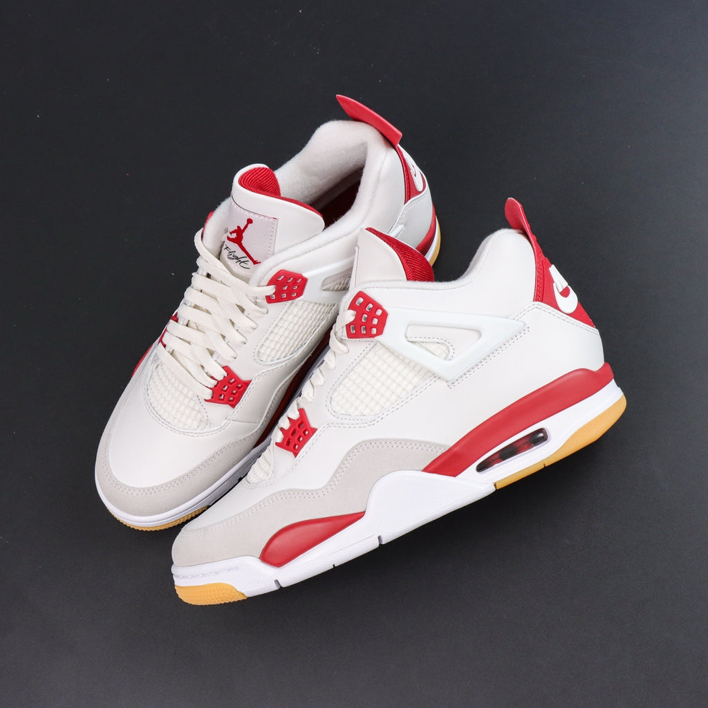 Jordan 4 x Nike SB "Varsity Red"