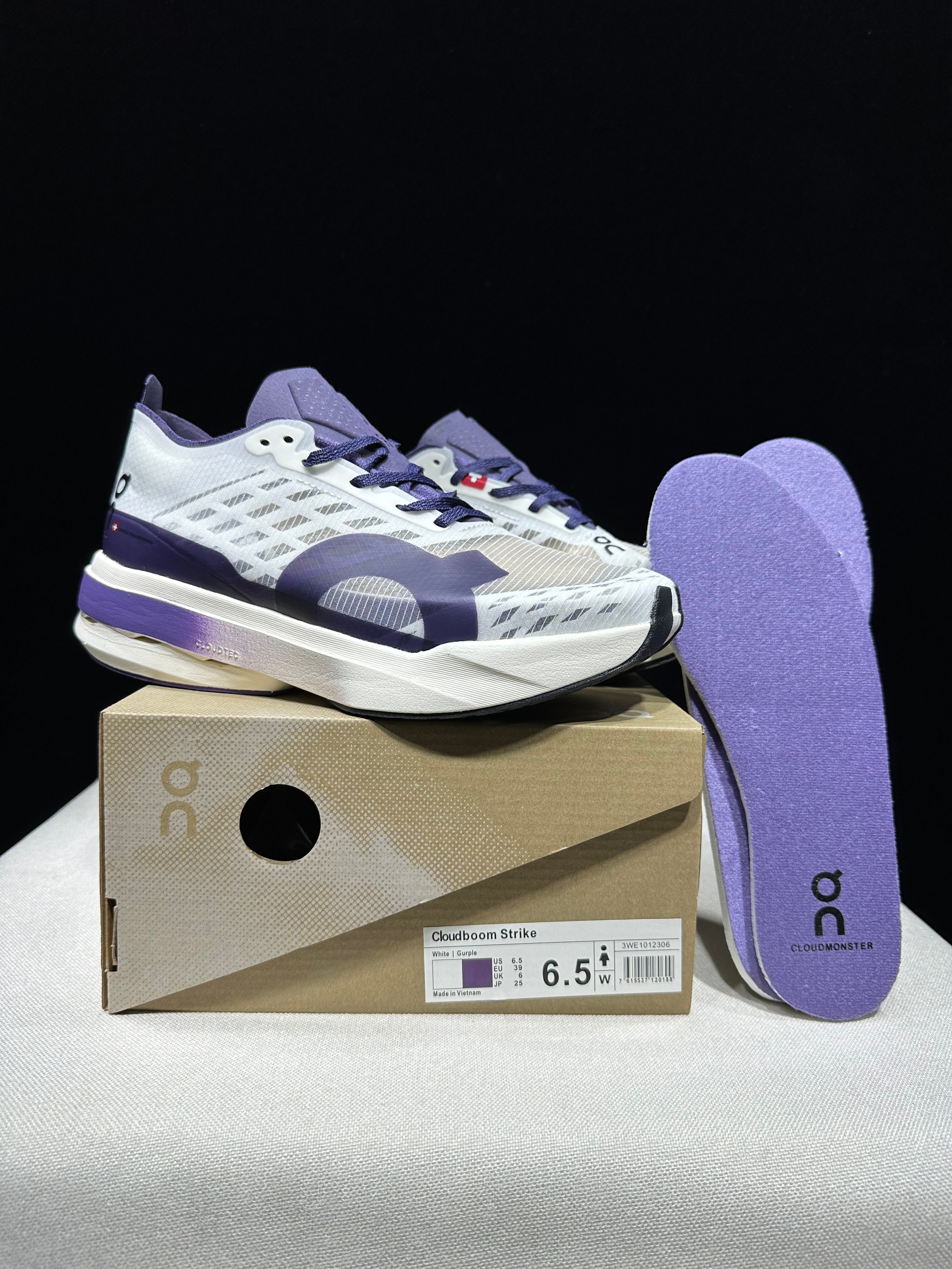 ON - Cloudboom Strike 'White | Purple'