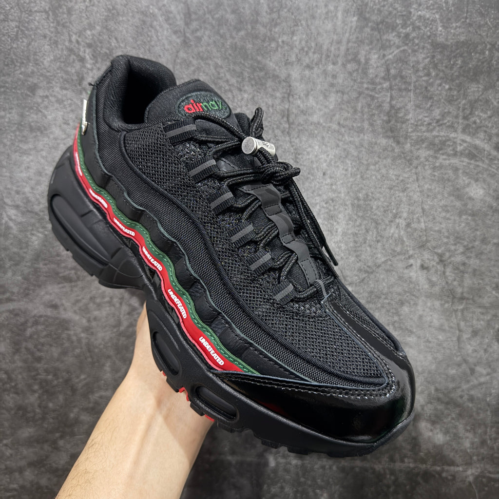 Nike Air Max 95 x Undefeated 'Black Metallic Silver'