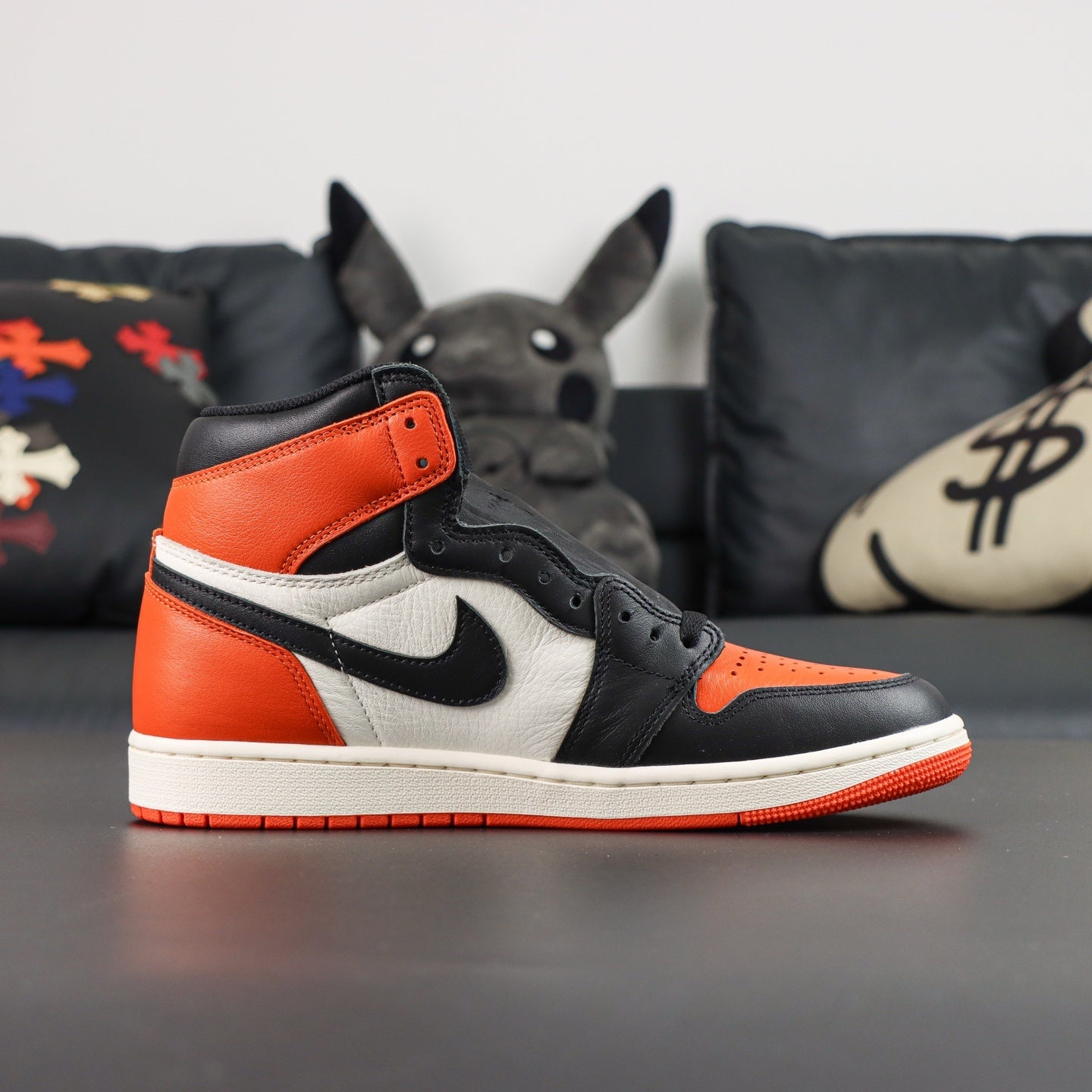 Jordan 1 Retro High OG 'Shattered Backboard'