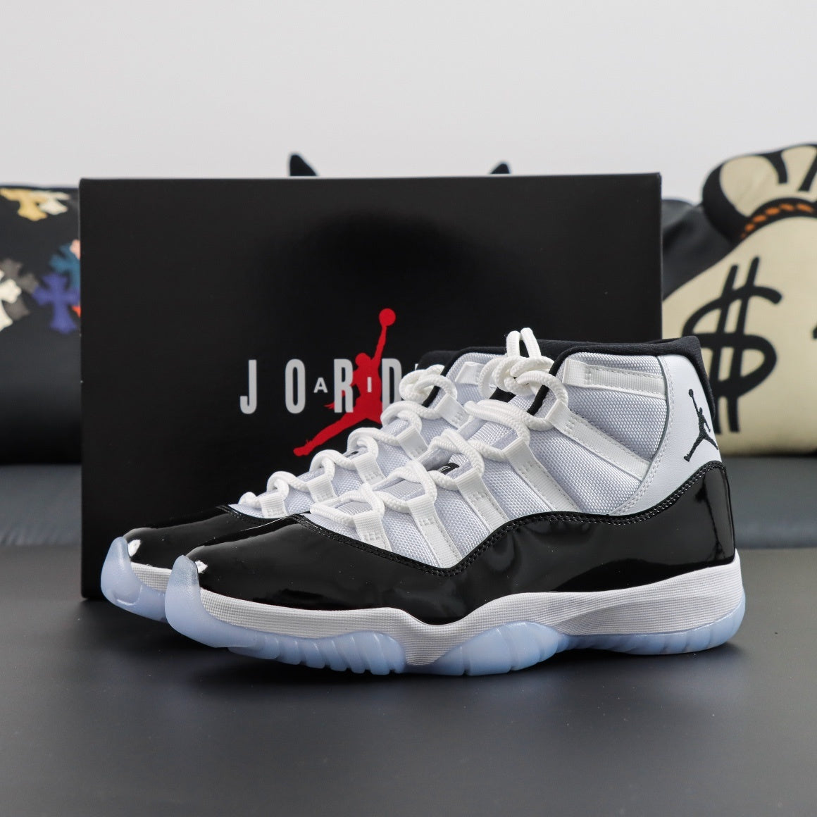 Jordan 11 Retro 'Concord'