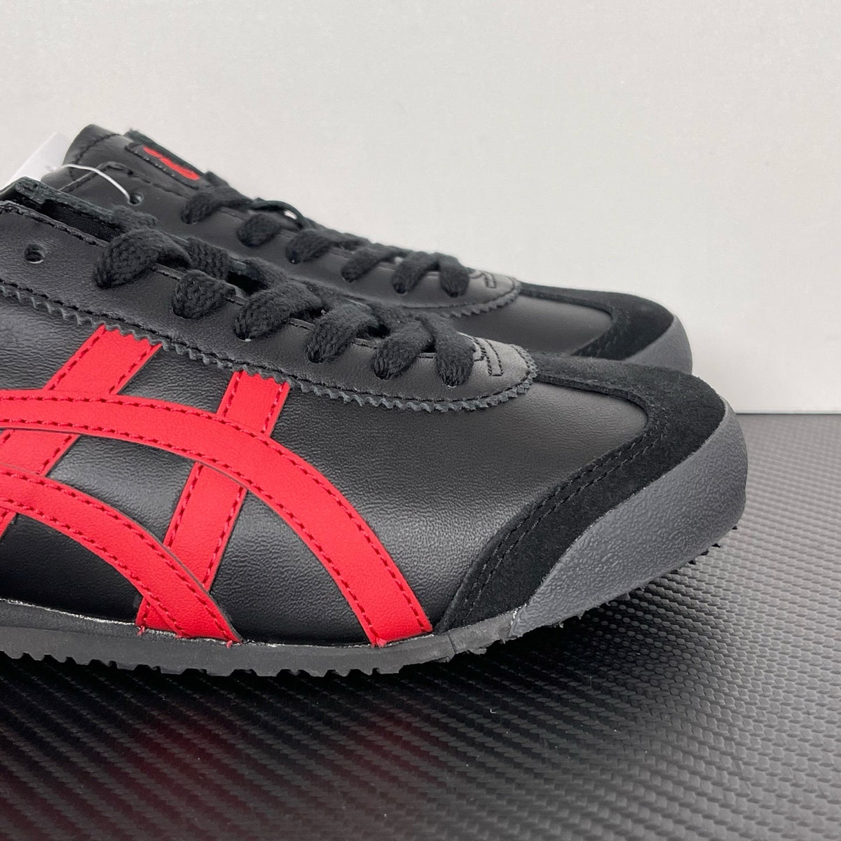 Onitsuka Tiger Mexico 66 'Black Classic Red'