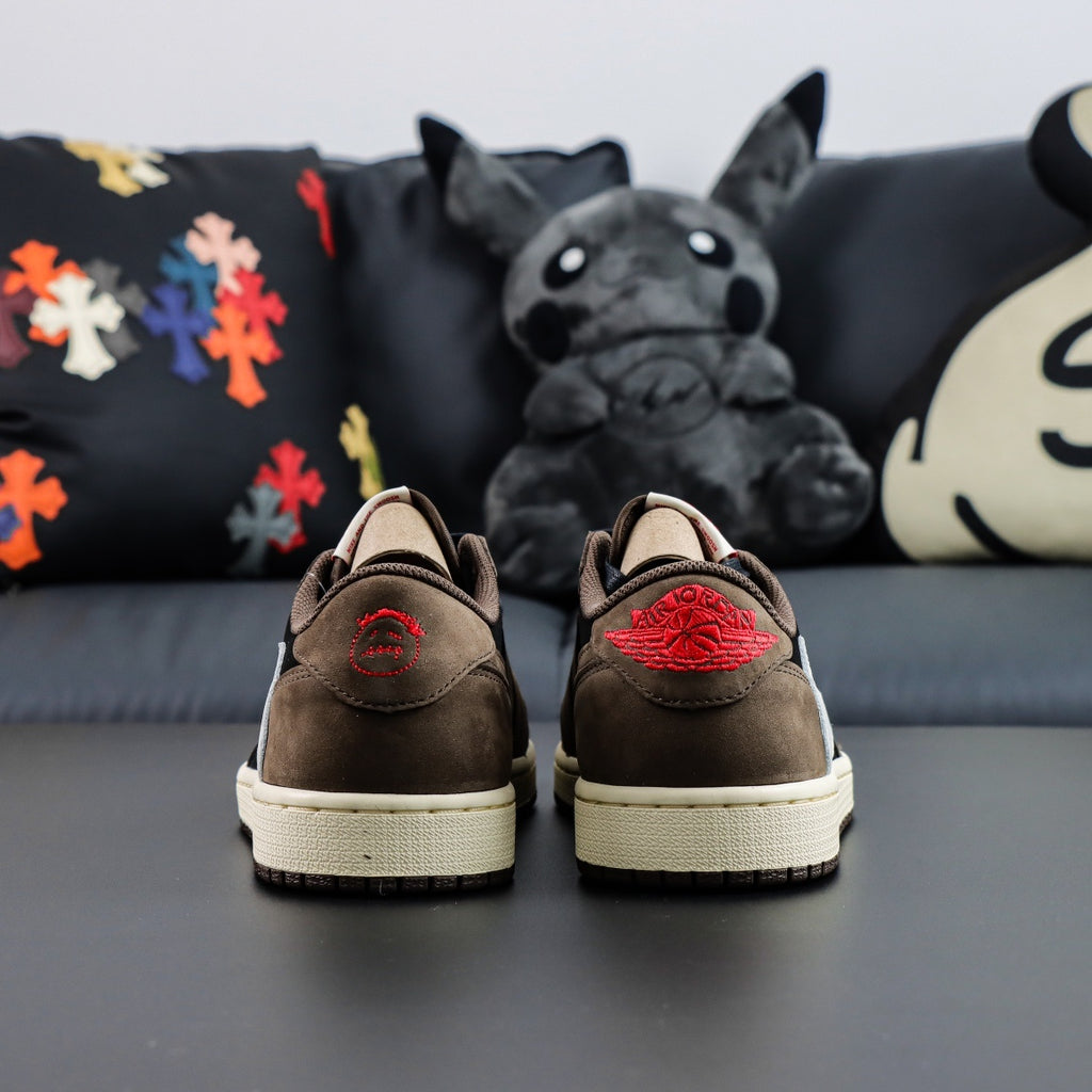 Jordan 1 Low x Travis Scott 'Mocha'