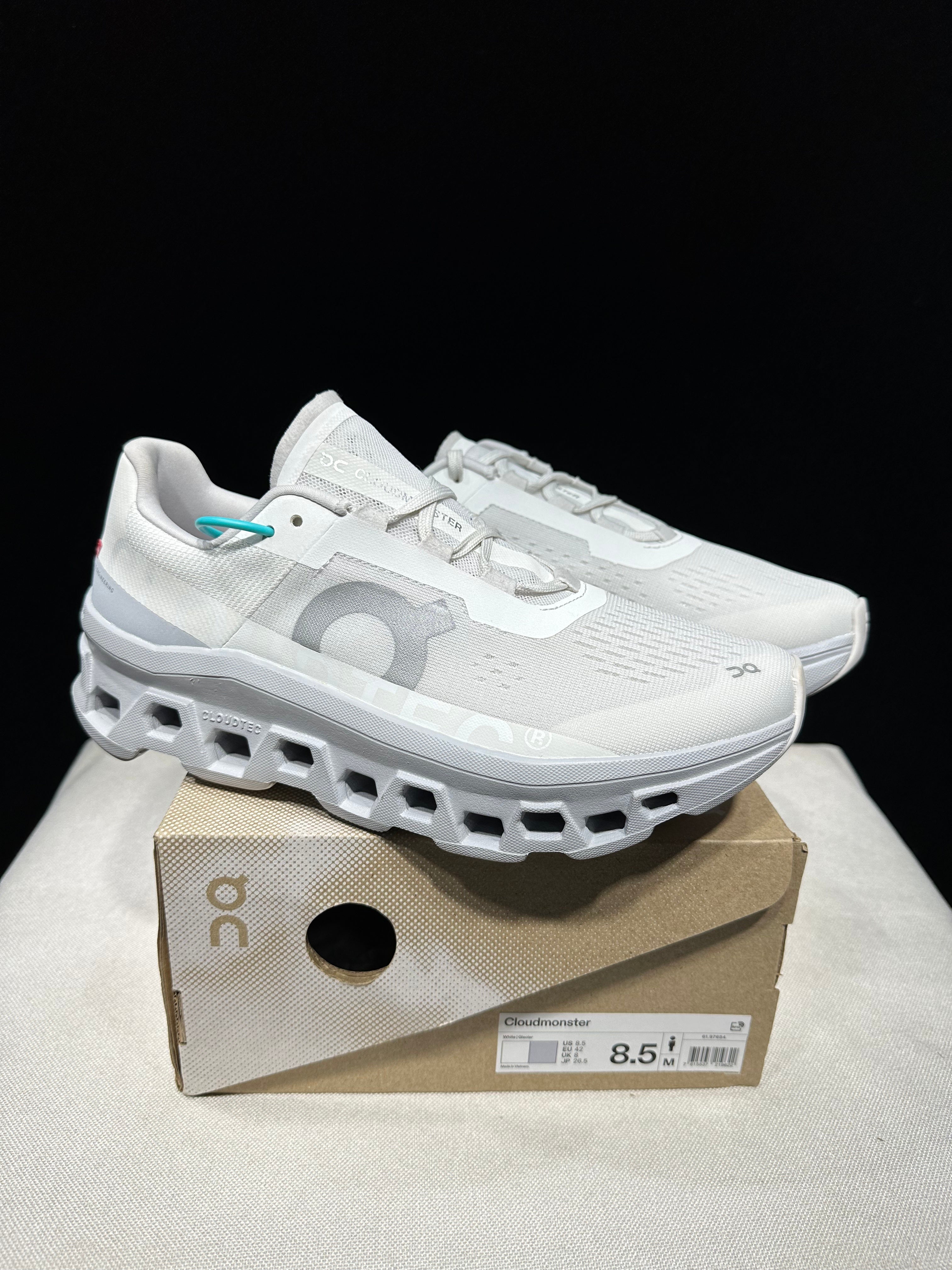 ON - Cloudmonster 'White | Glacier'