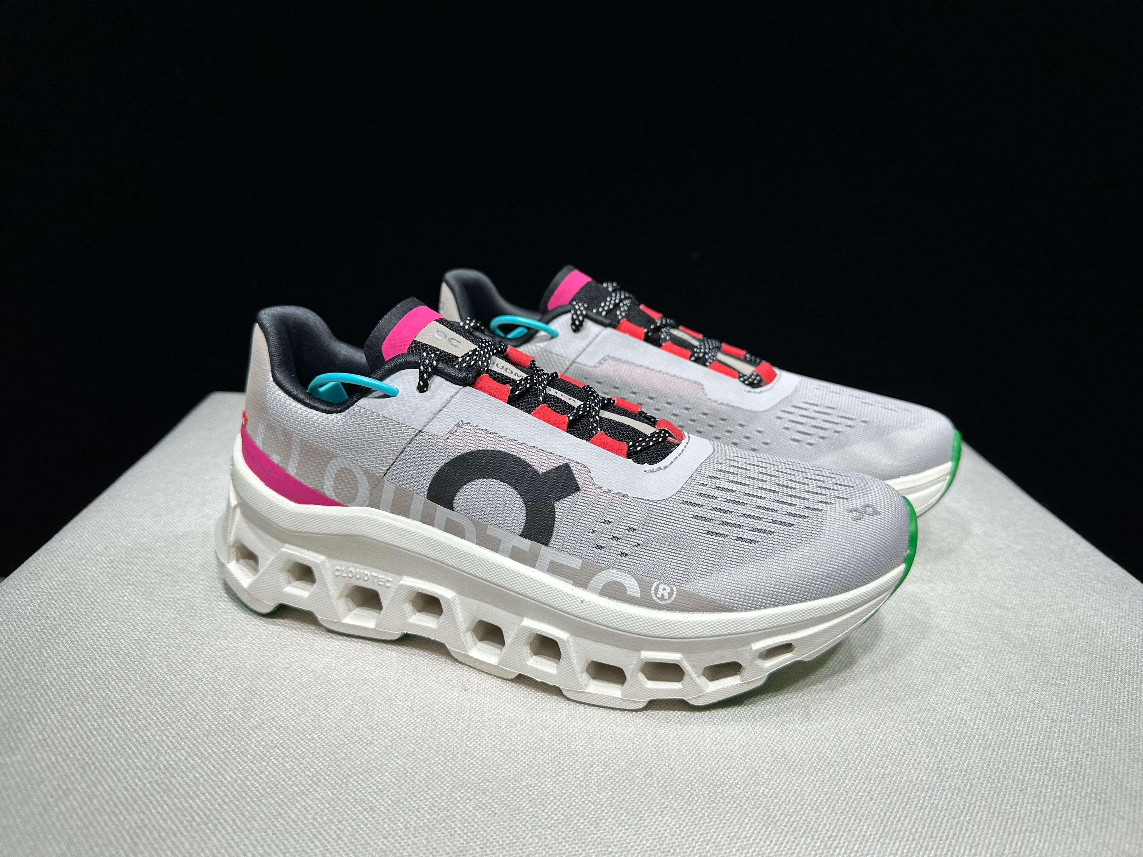 ON - Cloudmonster 'Silver | Ivory'