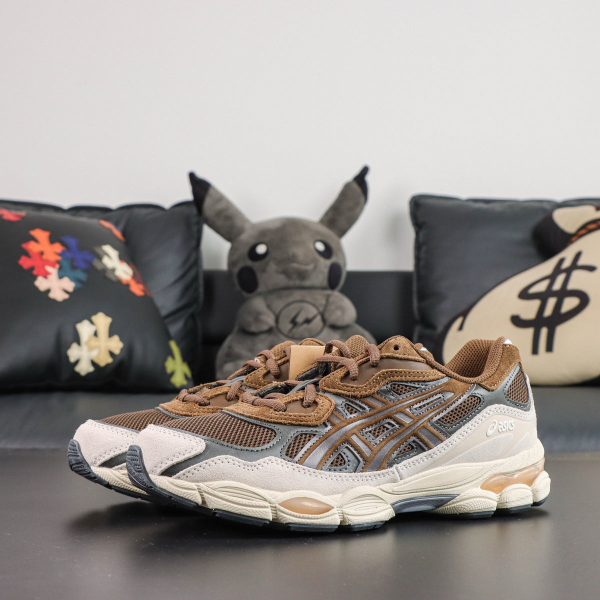 ASICS-Gel-NYC Brown Storm Black Coffee