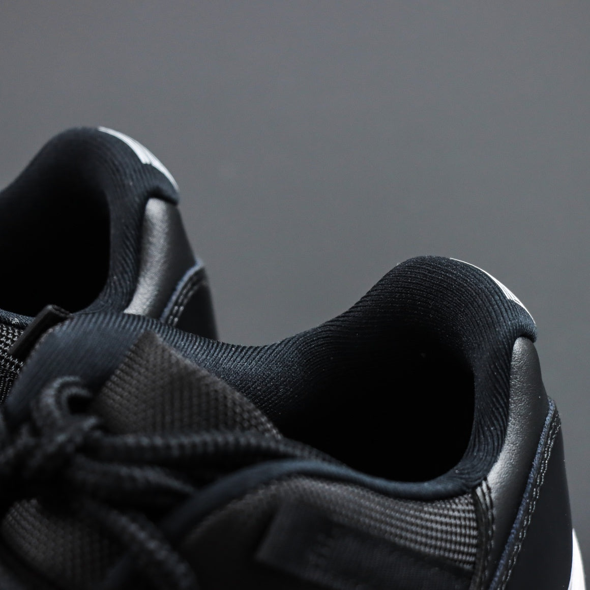 Jordan 11 Low 'Space Jam'