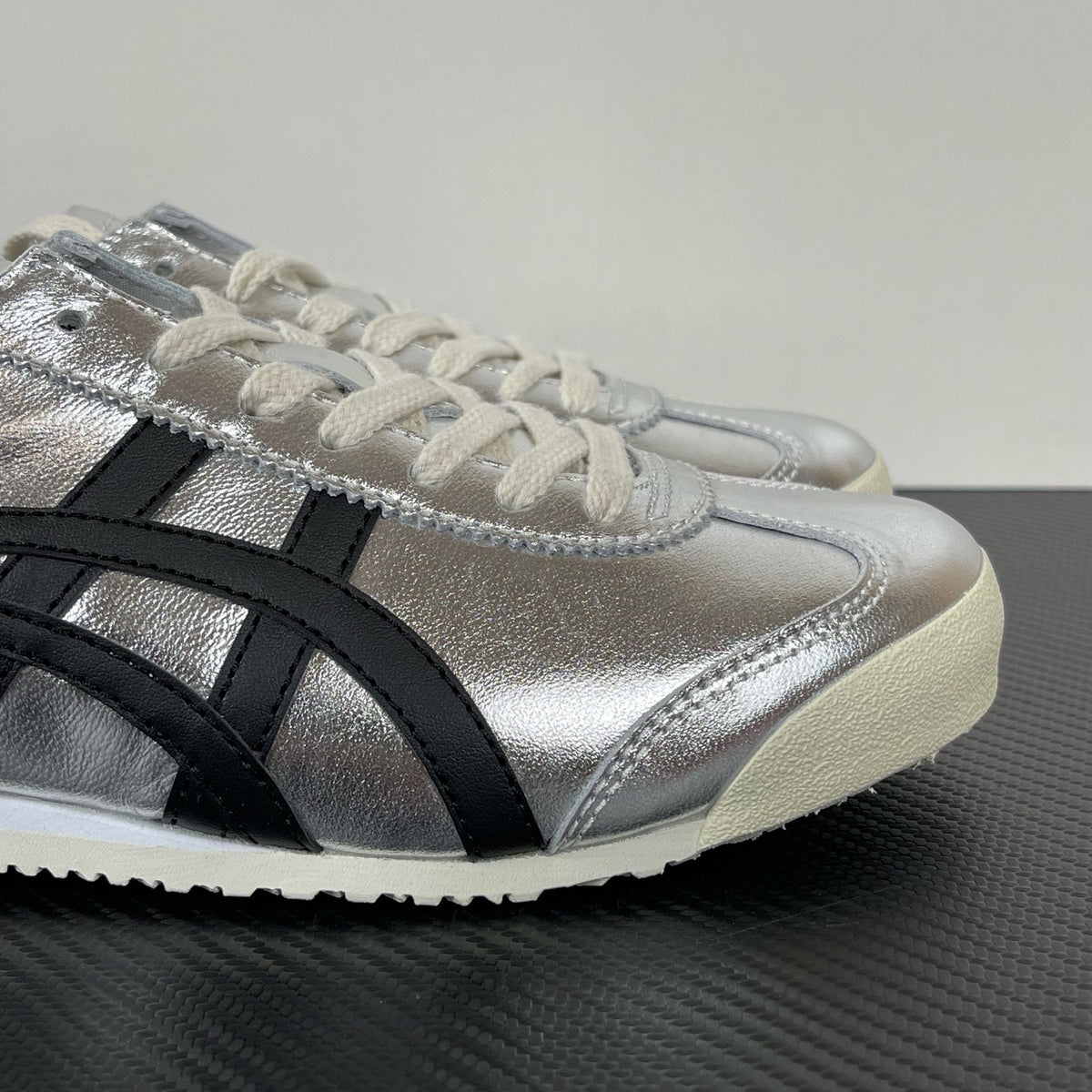 Onitsuka Tiger Mexico 66 'Pure Silver Black'