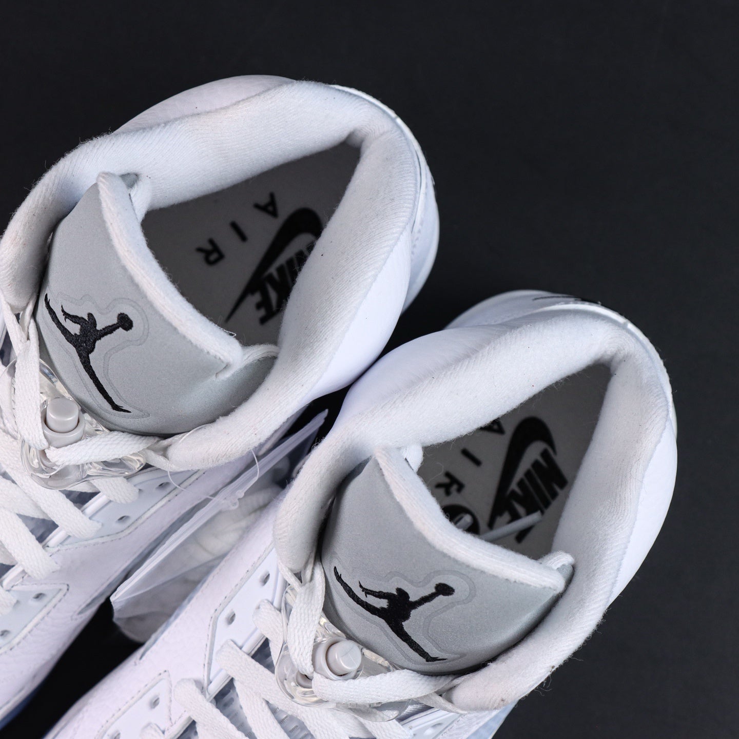 Jordan 5 Retro 'Metallic White'