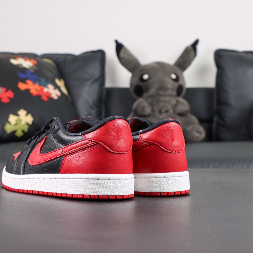 Jordan 1 Low OG 'Banned'