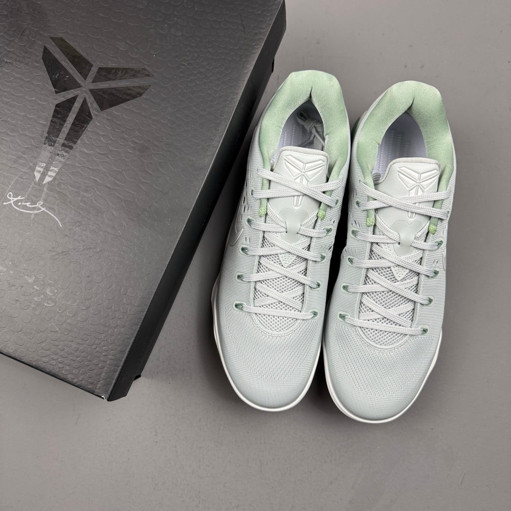 Kobe 9 EM low Protro Light Silver Steam