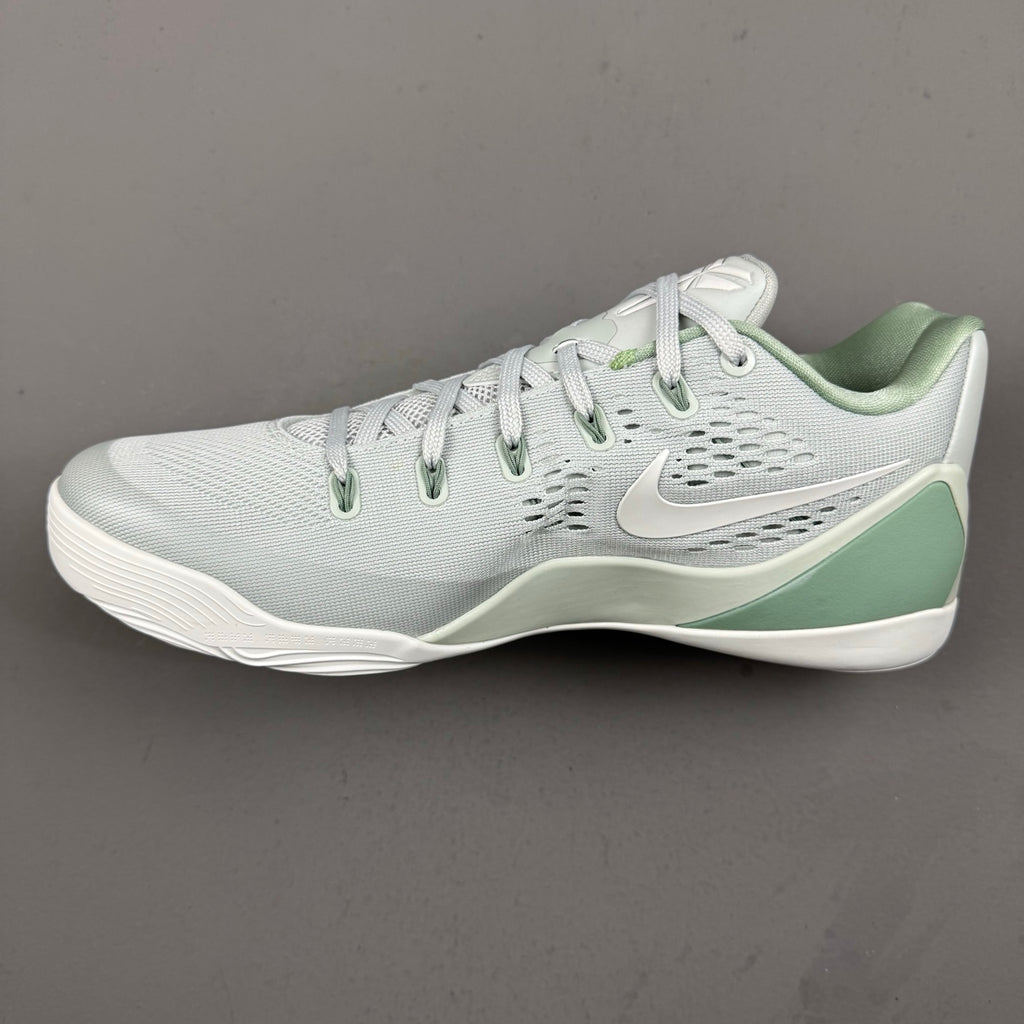 Kobe 9 EM low Protro Light Silver Steam