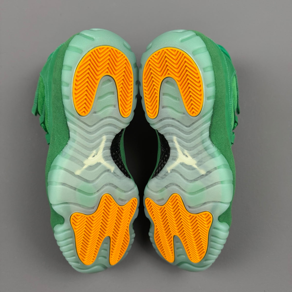 Jordan 11 Retro High Green Screen Monstars
