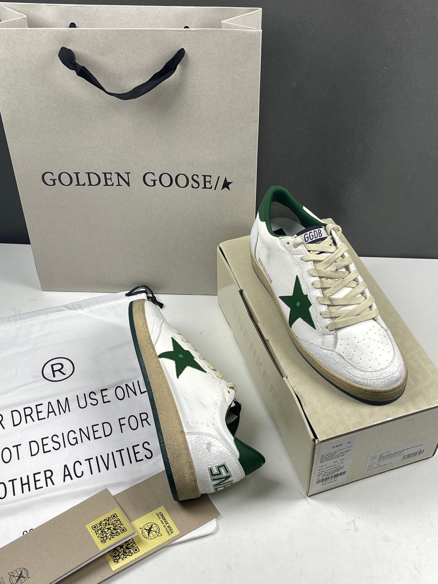 Golden Goose Ball-Star 'Green Leather Star & Heel Tab'