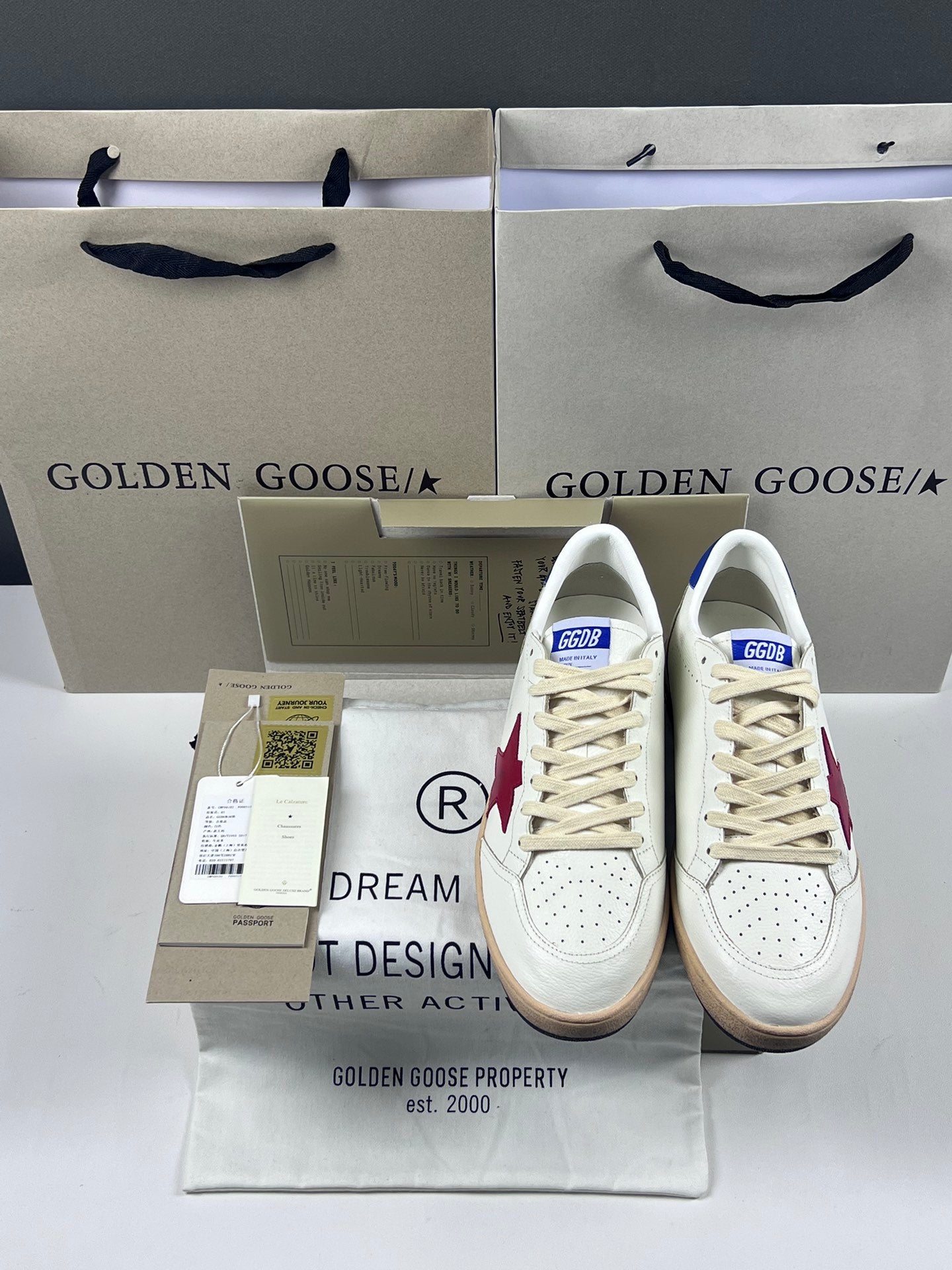 Golden Goose Ball-Star 'Red Star/Blue Heel Tab'