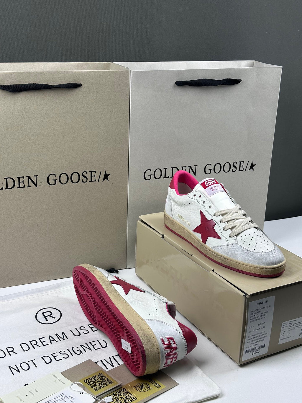 Golden Goose Ball-Star 'Red Star & Heel Tab'
