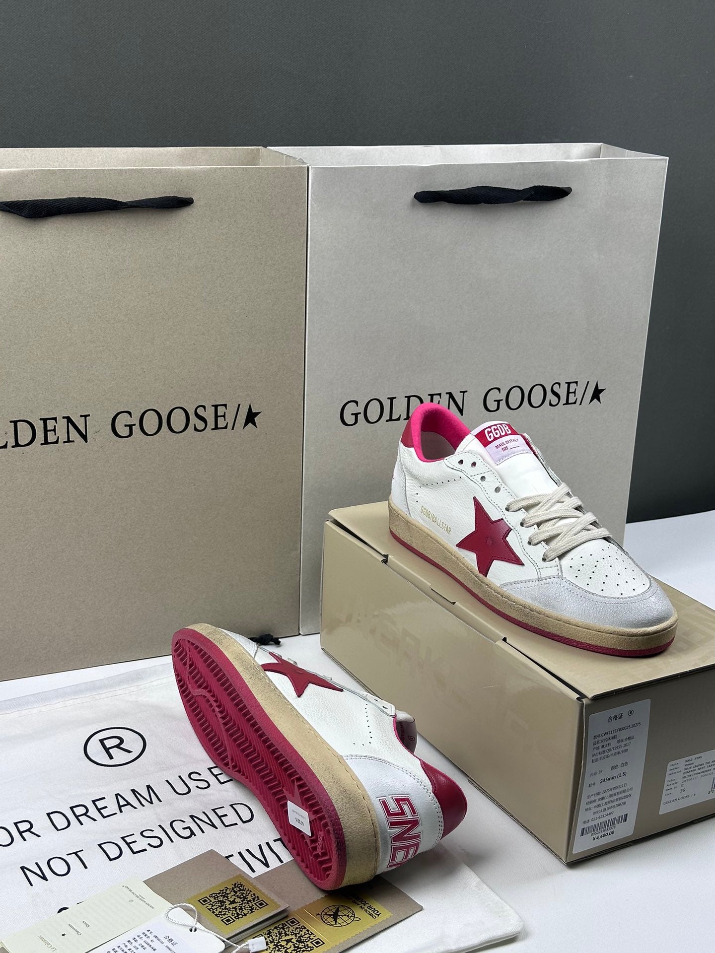 Golden Goose Ball-Star 'Red Star & Heel Tab'