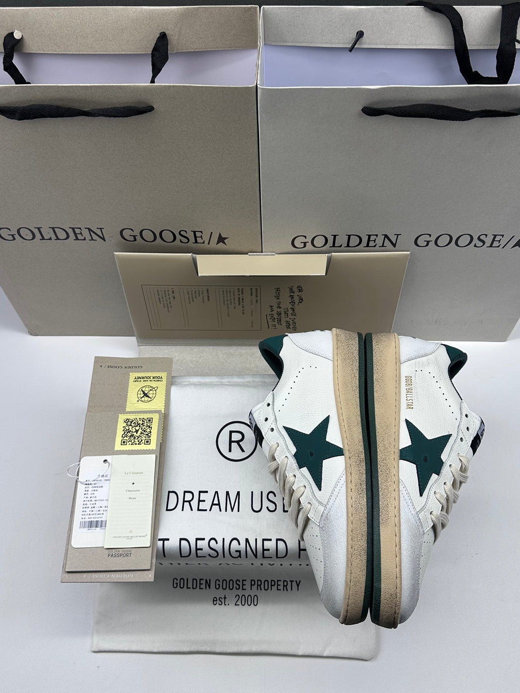 Golden Goose Ball-Star 'Dark Green Star & Heel Tab'