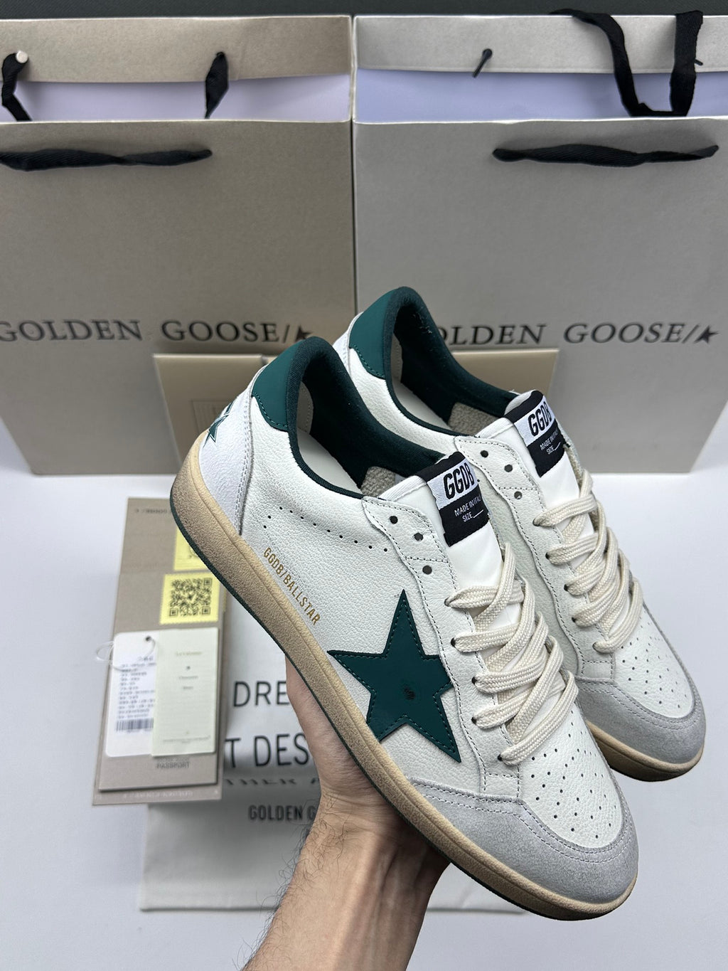 Golden Goose Ball-Star 'Dark Green Star & Heel Tab'