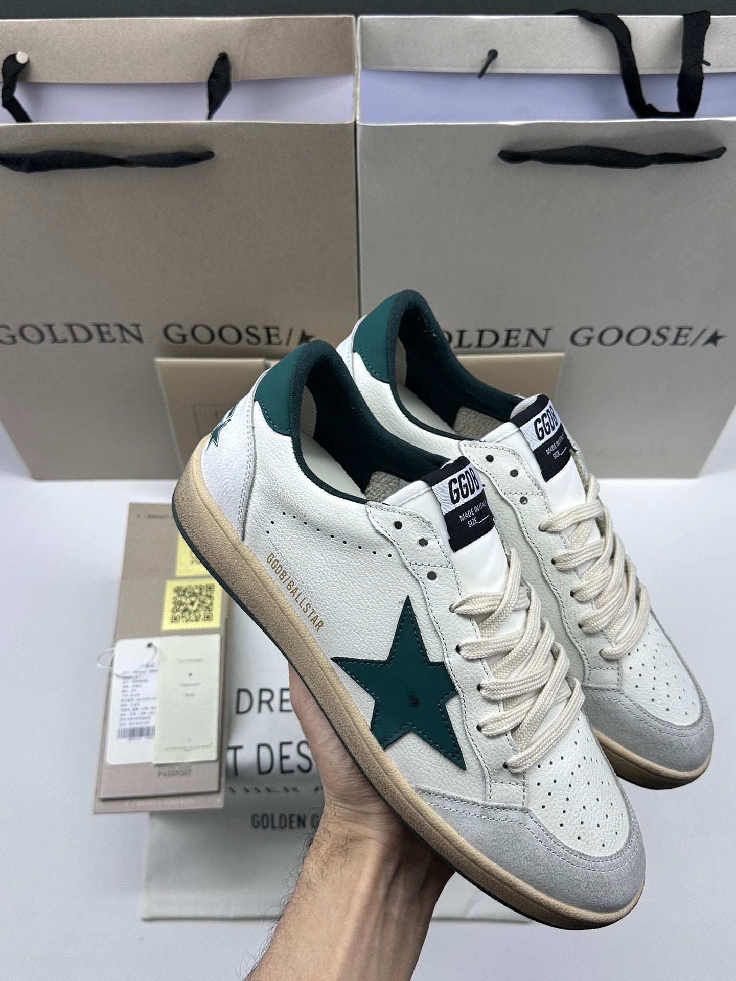 Golden Goose Ball-Star 'Dark Green Star & Heel Tab'