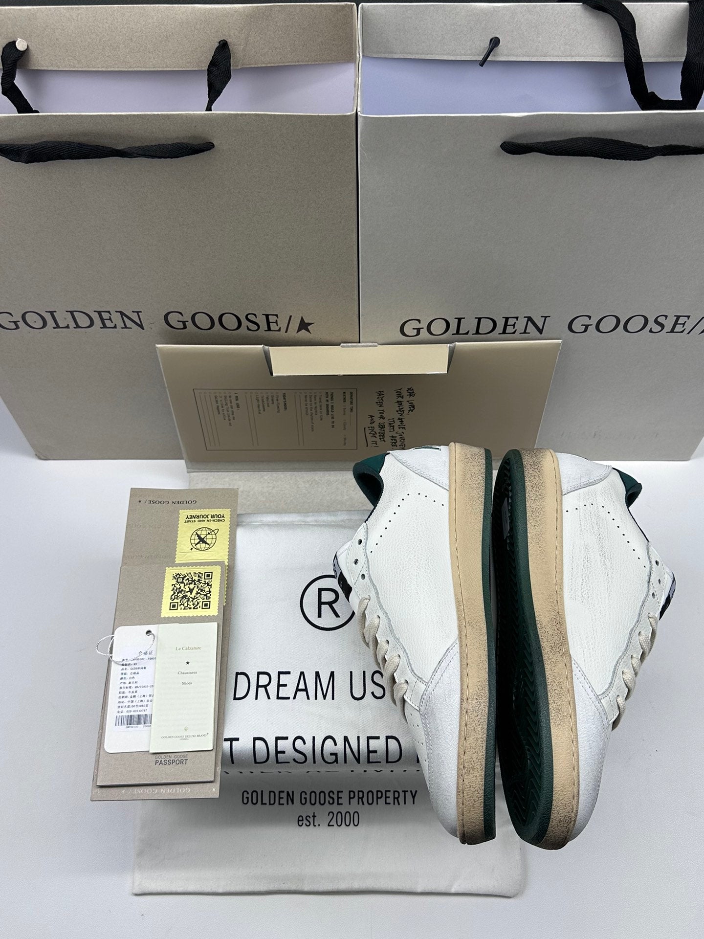 Golden Goose Ball-Star 'Dark Green Star & Heel Tab'