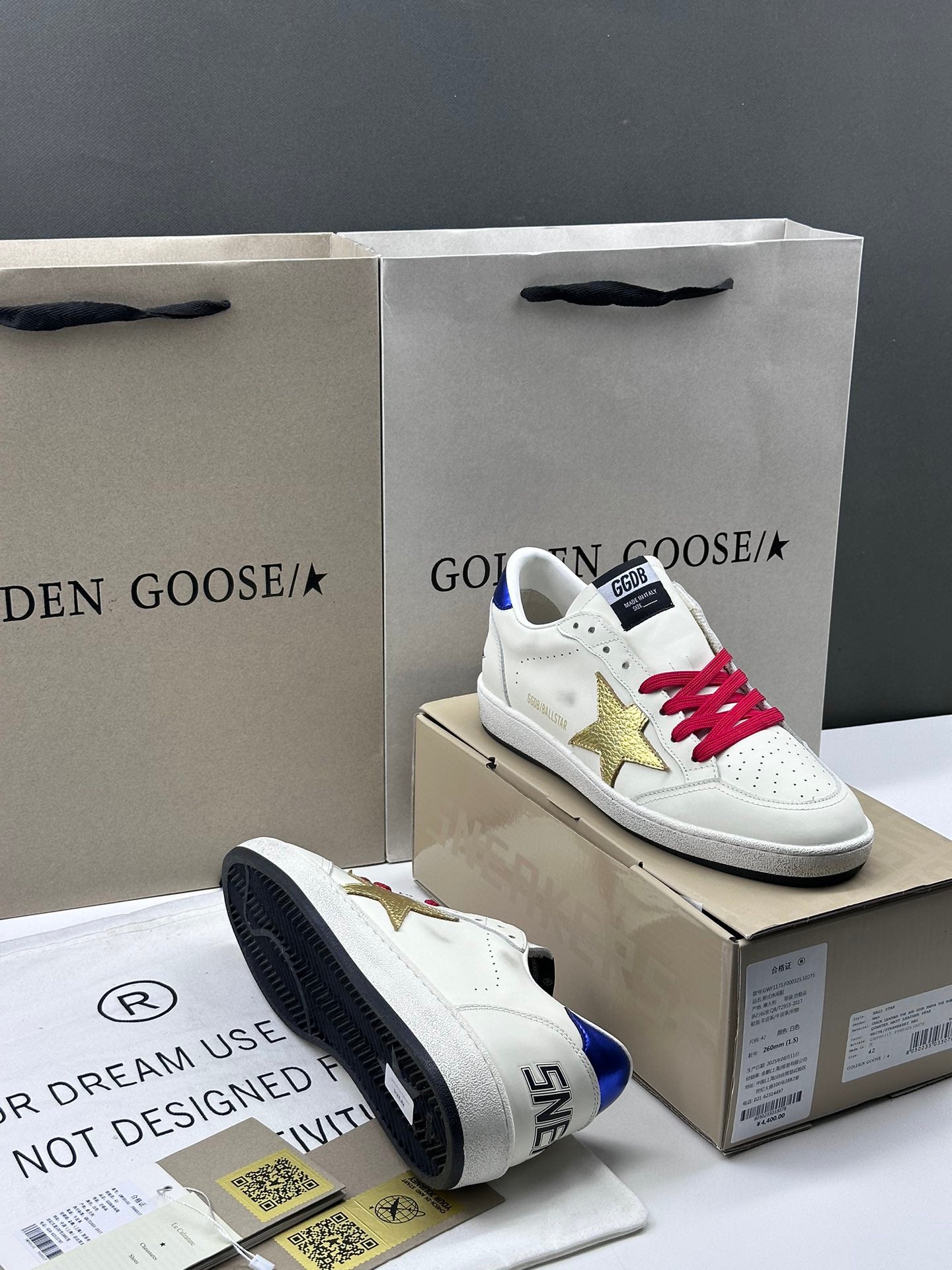 Golden Goose Ball-Star 'Gold Star/Blue Heel Tab'