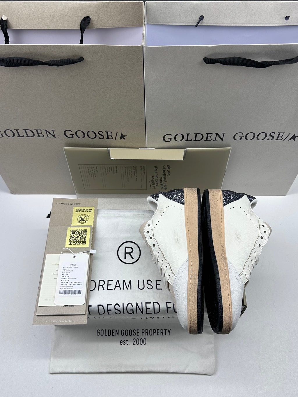 Golden Goose Ball-Star 'Silver Glitter Star/Black Glitter Heel Tab'