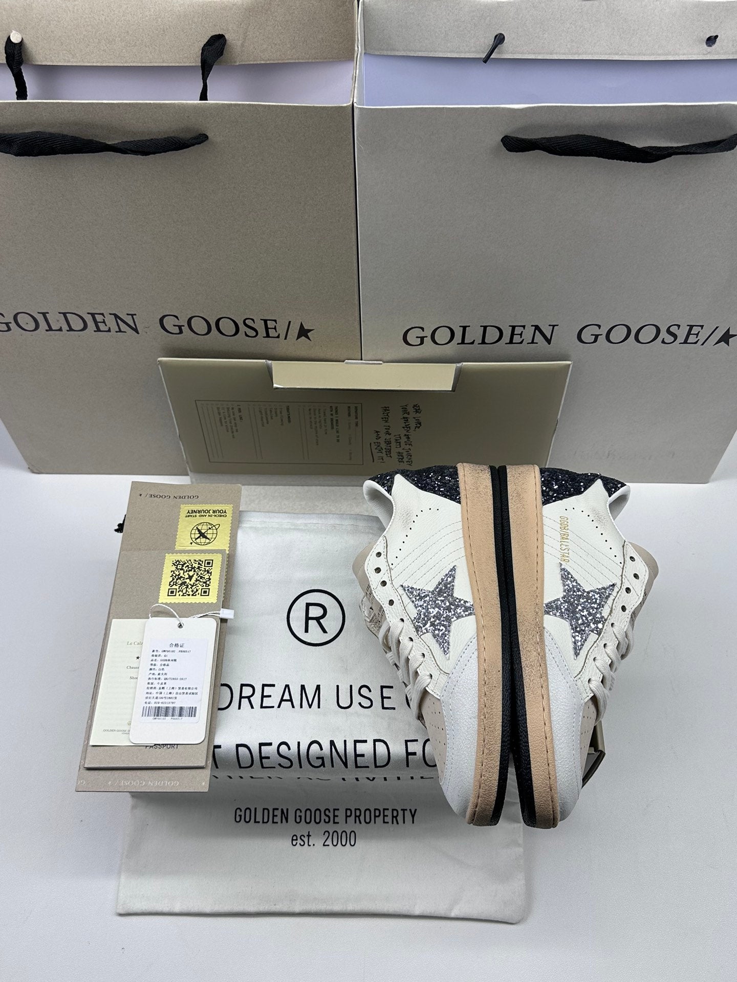 Golden Goose Ball-Star 'Silver Glitter Star/Black Glitter Heel Tab'