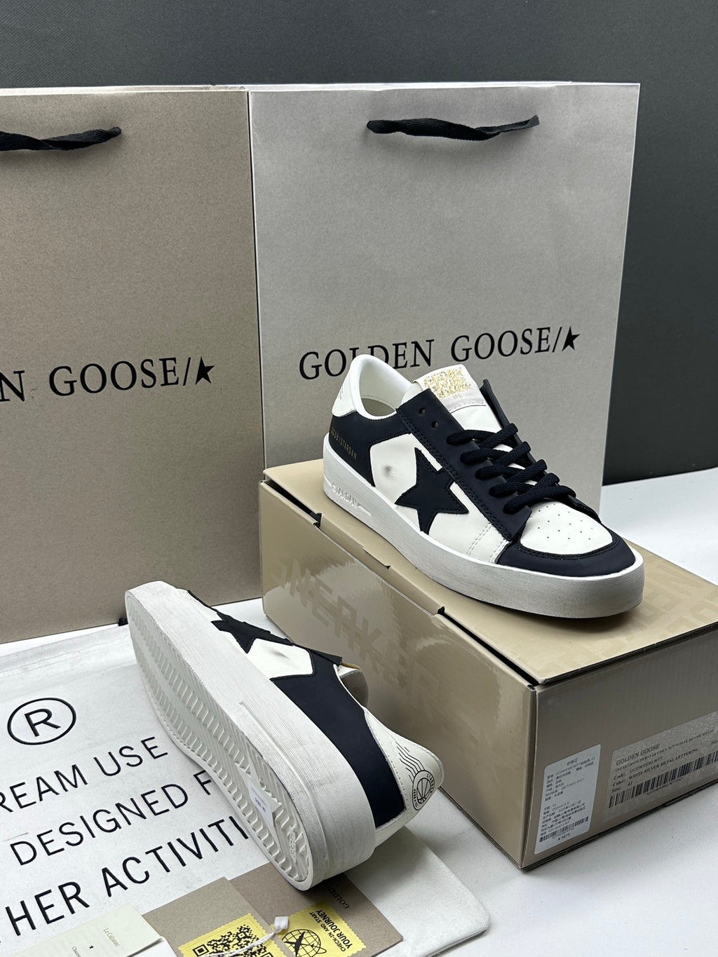 Golden Goose Stardan 'Black Star/White Heel Tab'
