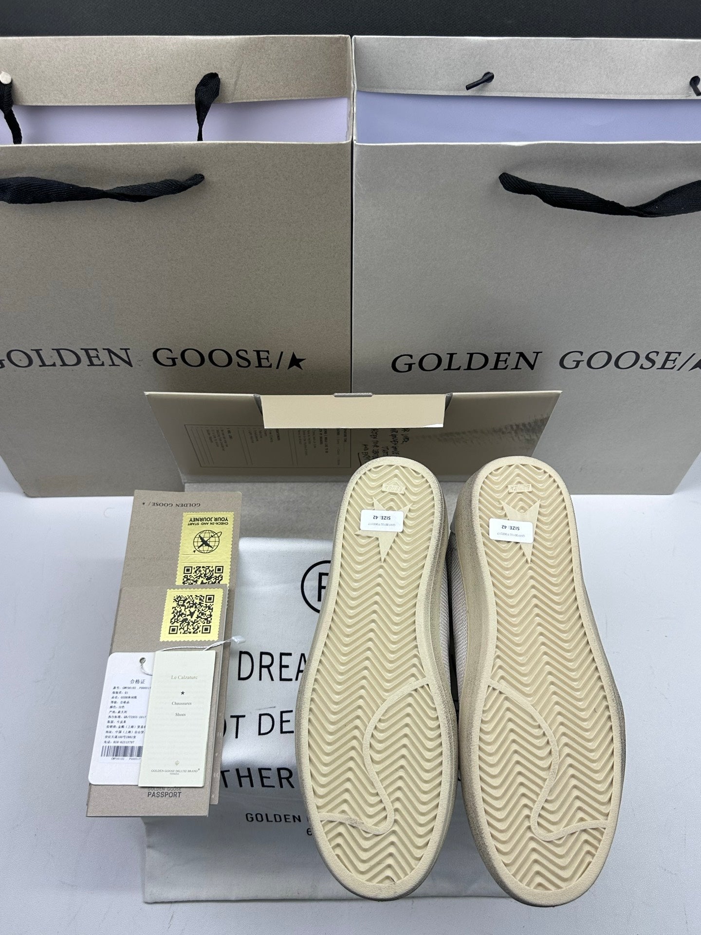 Golden Goose Ball-Star 'White Mesh Green Leather Star/Silver Heel Tab'