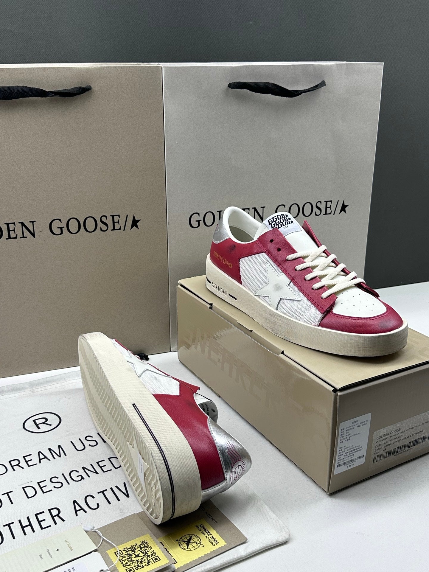 Golden Goose Stardan 'Mesh Grey Star/Silver Metallic Heel Tab'