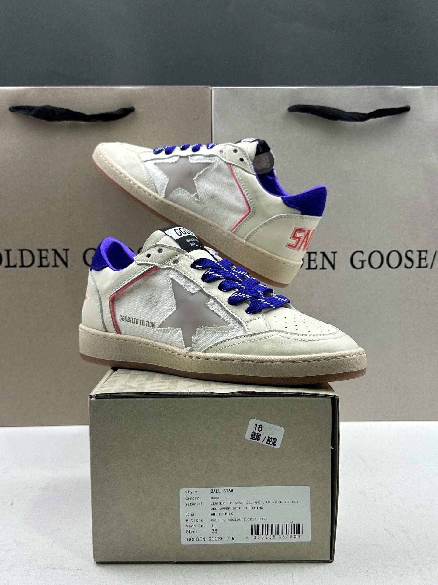 Golden Goose Ball-Star LTD 'Matte Grey Star/Roya Blue Heal Tab'