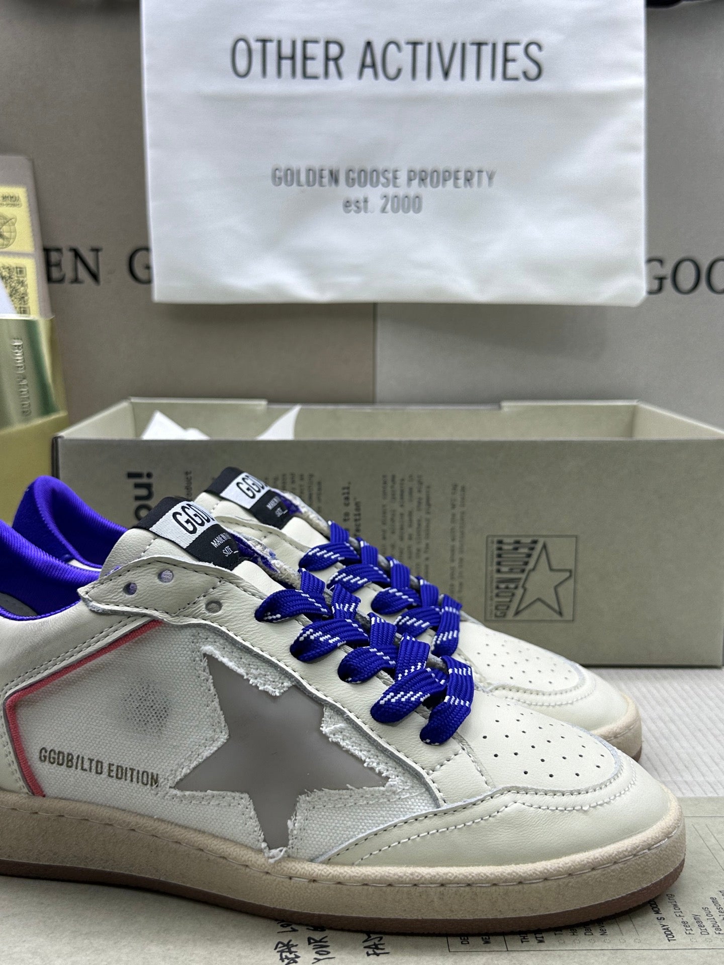 Golden Goose Ball-Star LTD 'Matte Grey Star/Roya Blue Heal Tab'