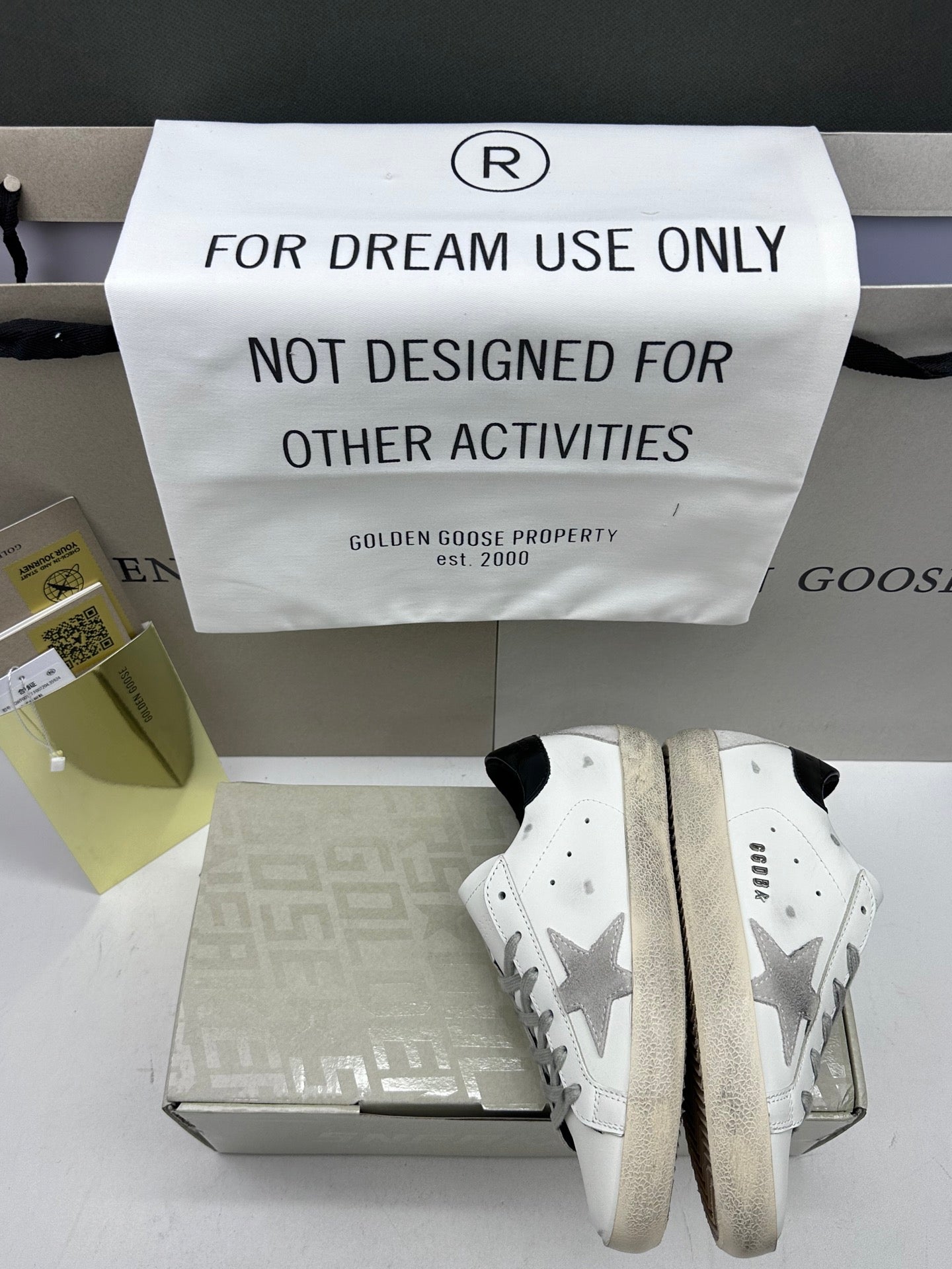 Golden Goose Super-Star 'Grey Suede Star/Black Leather Heel Tab'