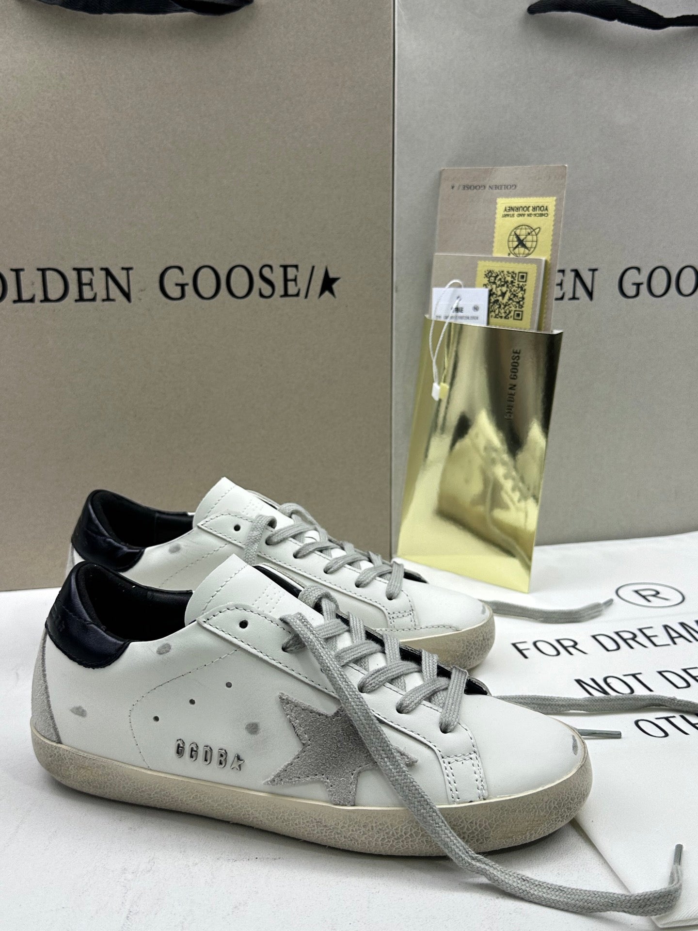 Golden Goose Super-Star 'Grey Suede Star/Black Leather Heel Tab'