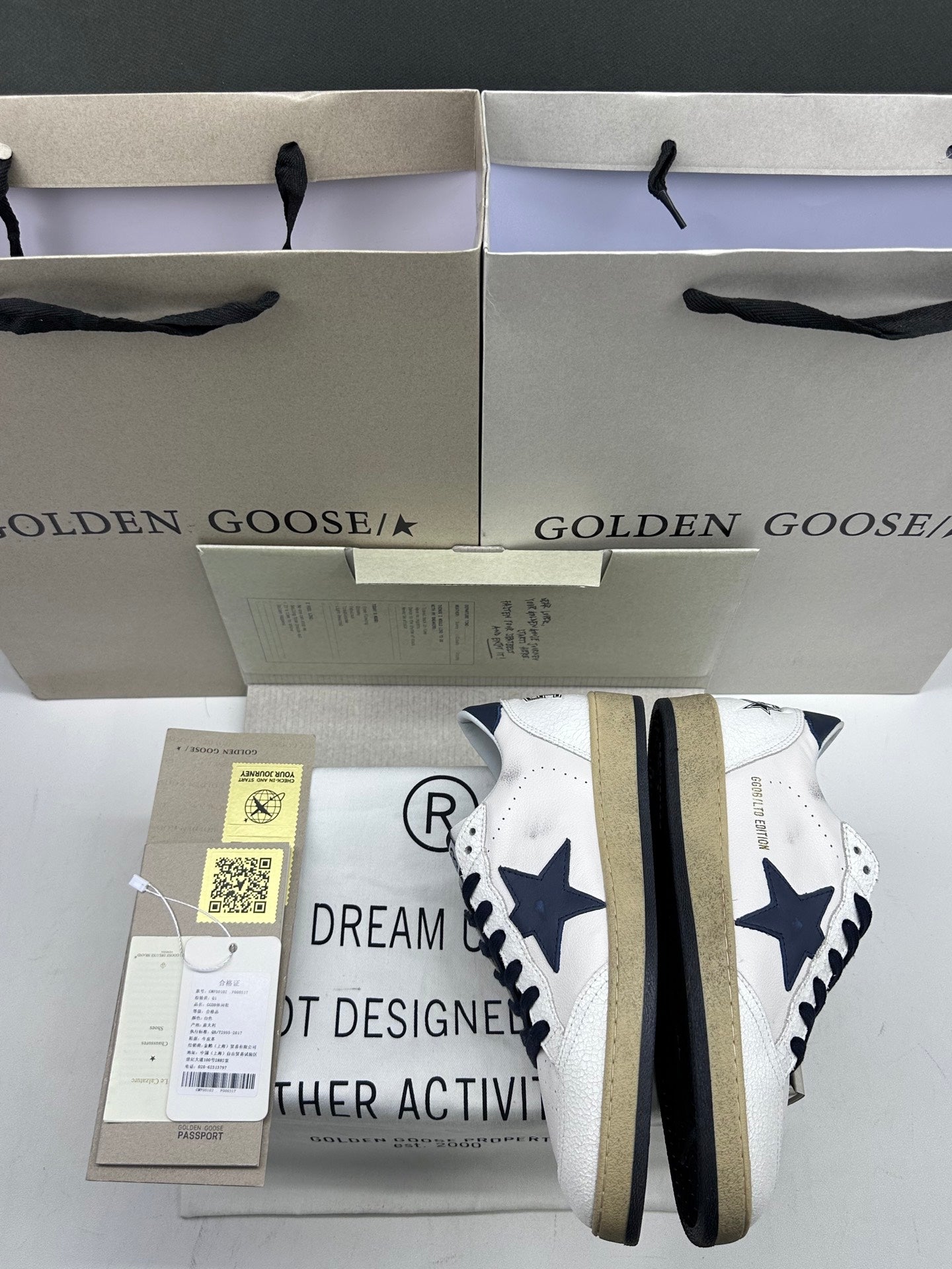 Golden Goose Ball-Star 'Dark Blue Star & Heel Tab'