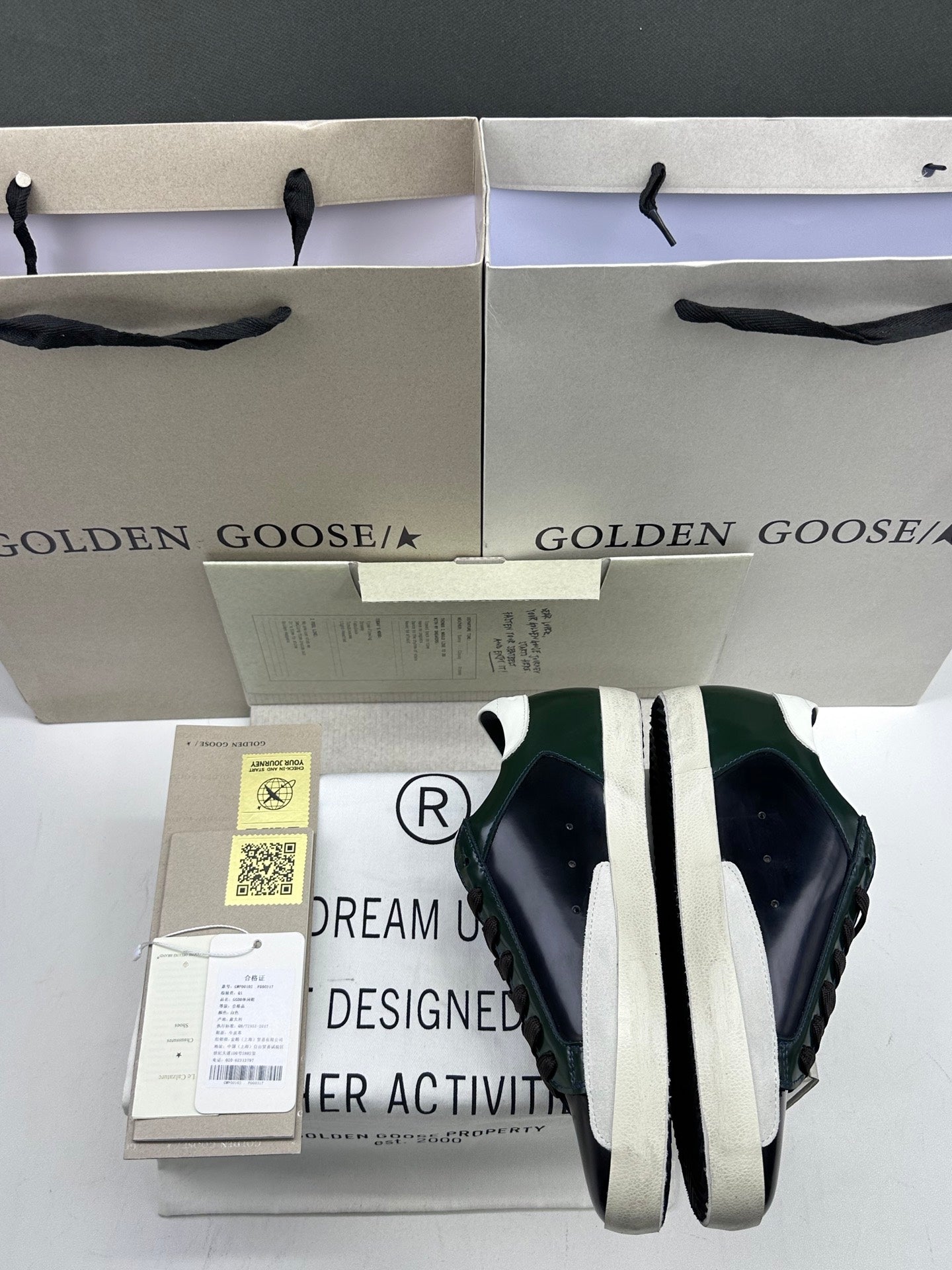 Golden Goose Super-Star LTD 'Green/Black Leather White Star & Heel Tab'