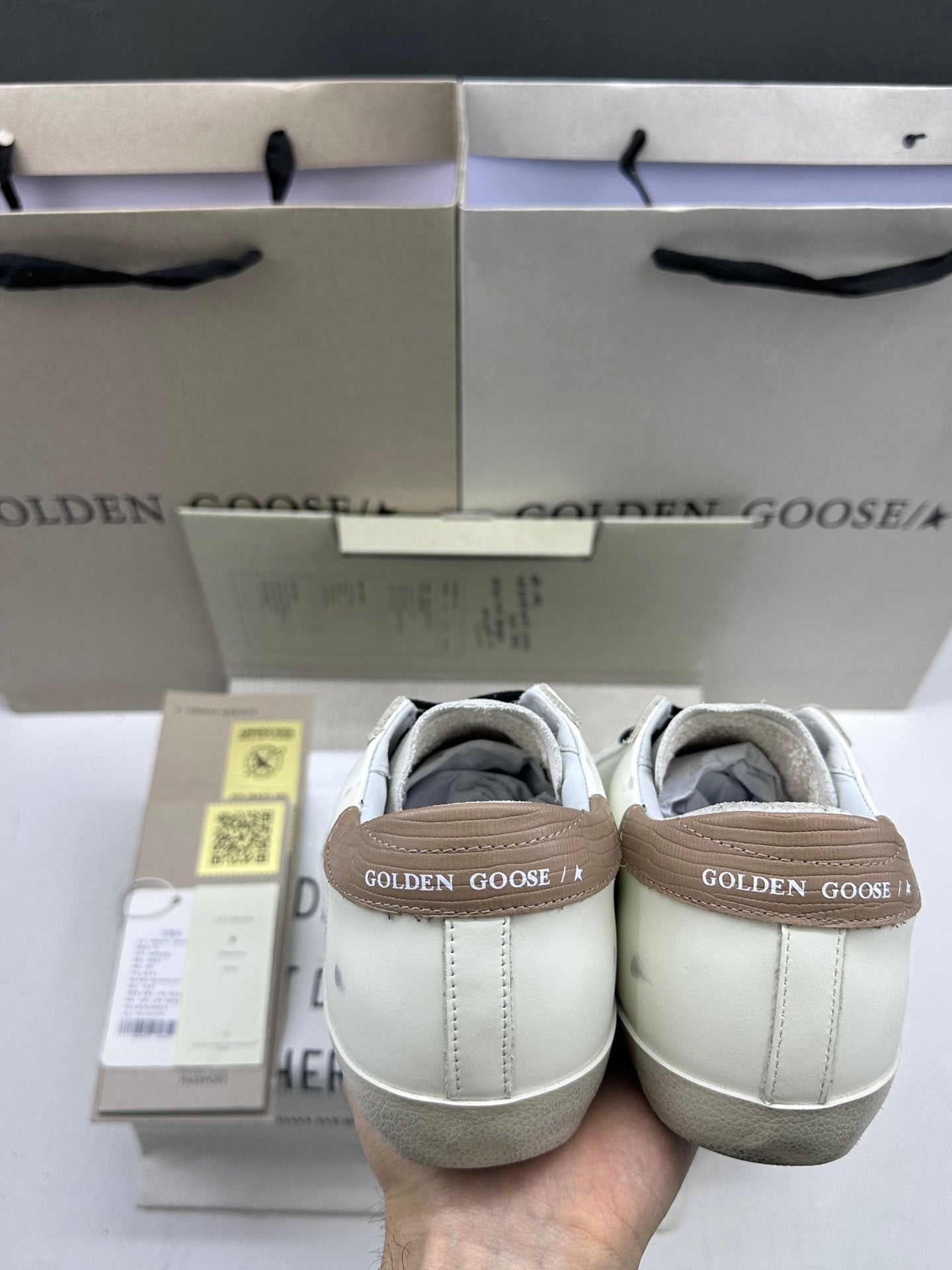 Golden Goose Super-Star 'Green Leather Star/Light Brown Leather Heel Tab'