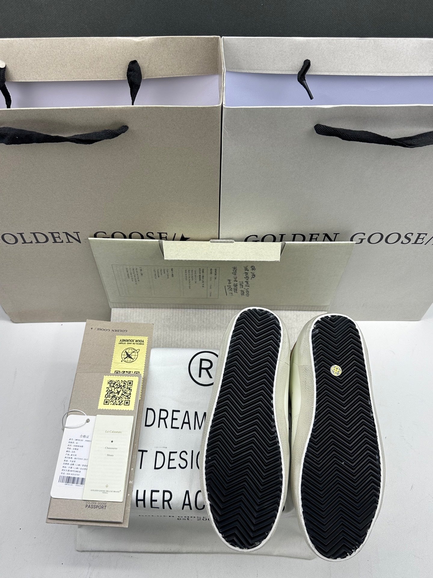 Golden Goose Super-Star 'Green Leather Star/Light Brown Leather Heel Tab'