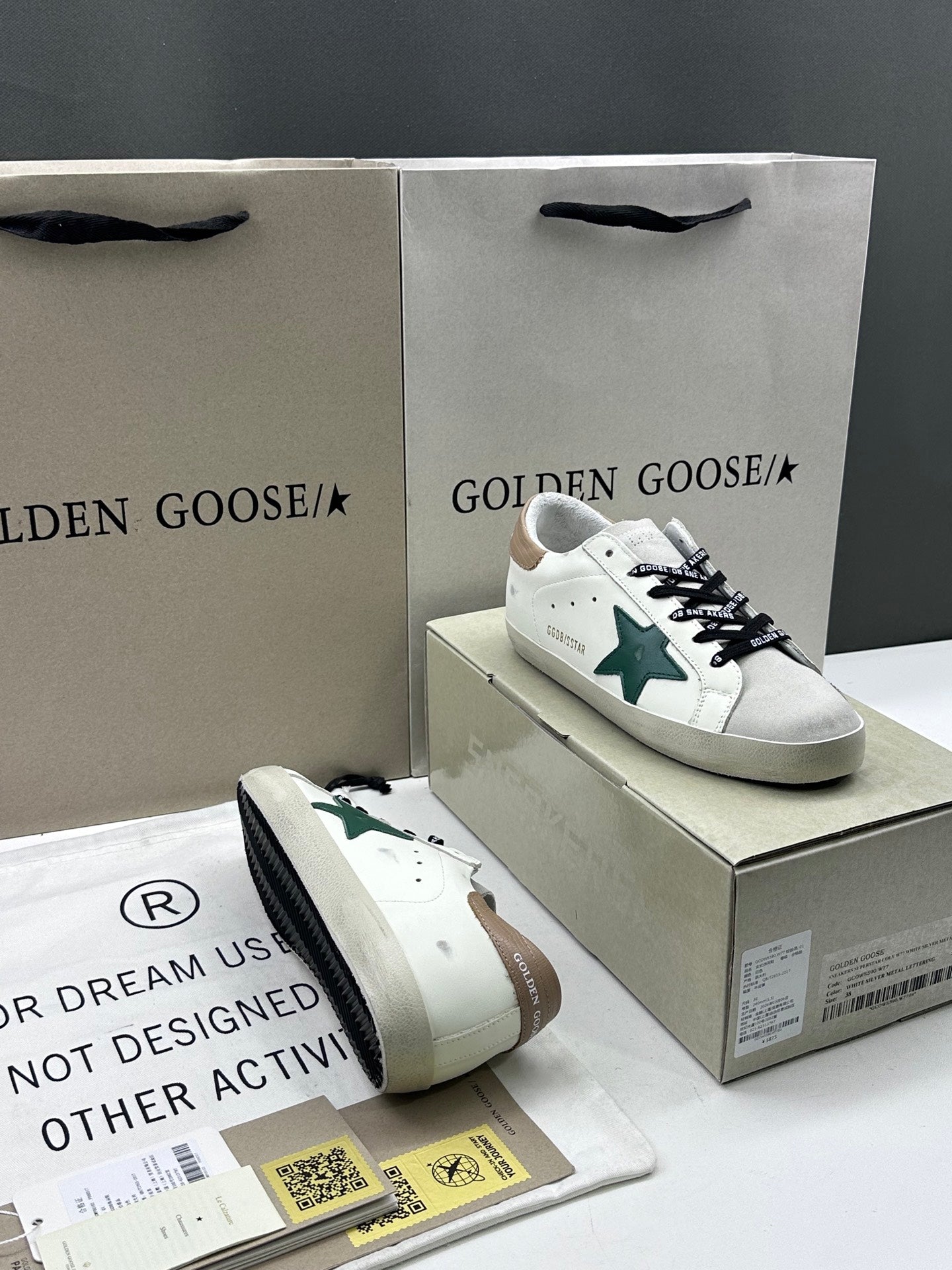 Golden Goose Super-Star 'Green Leather Star/Light Brown Leather Heel Tab'