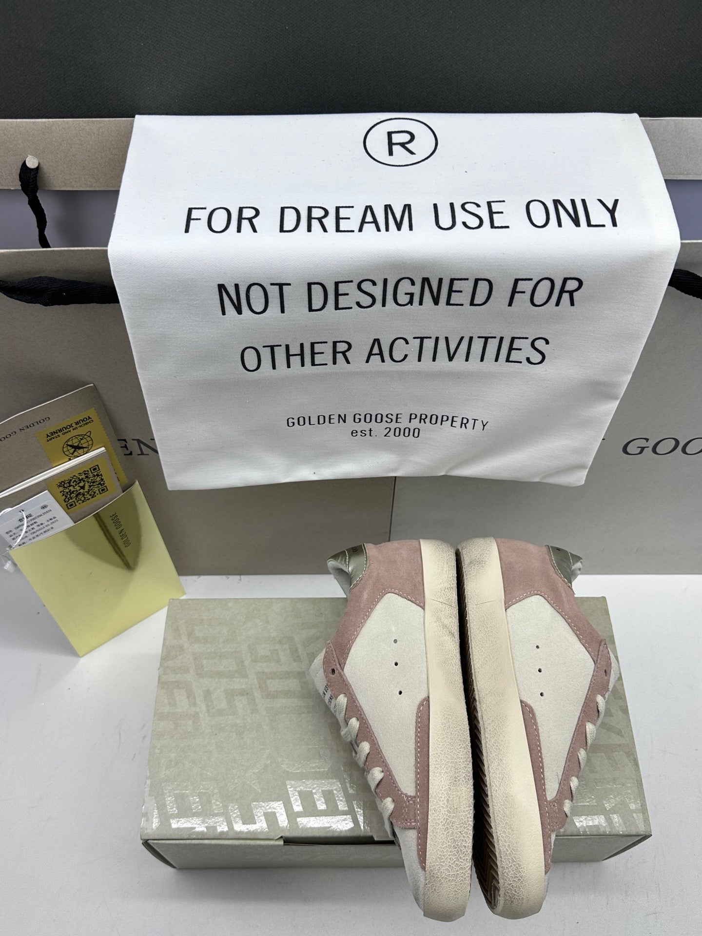 Golden Goose Super-Star 'Pink Crystal Star/Silver Heel Tab'