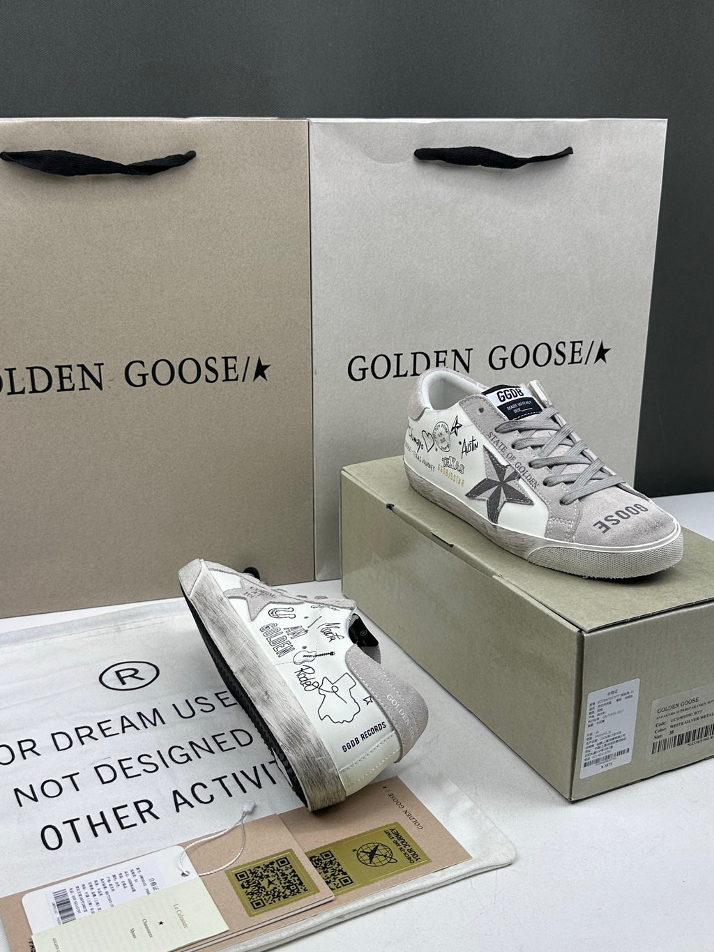 Golden Goose Super-Star 'Texas Journey Grey Suede Star & Heel Tab'