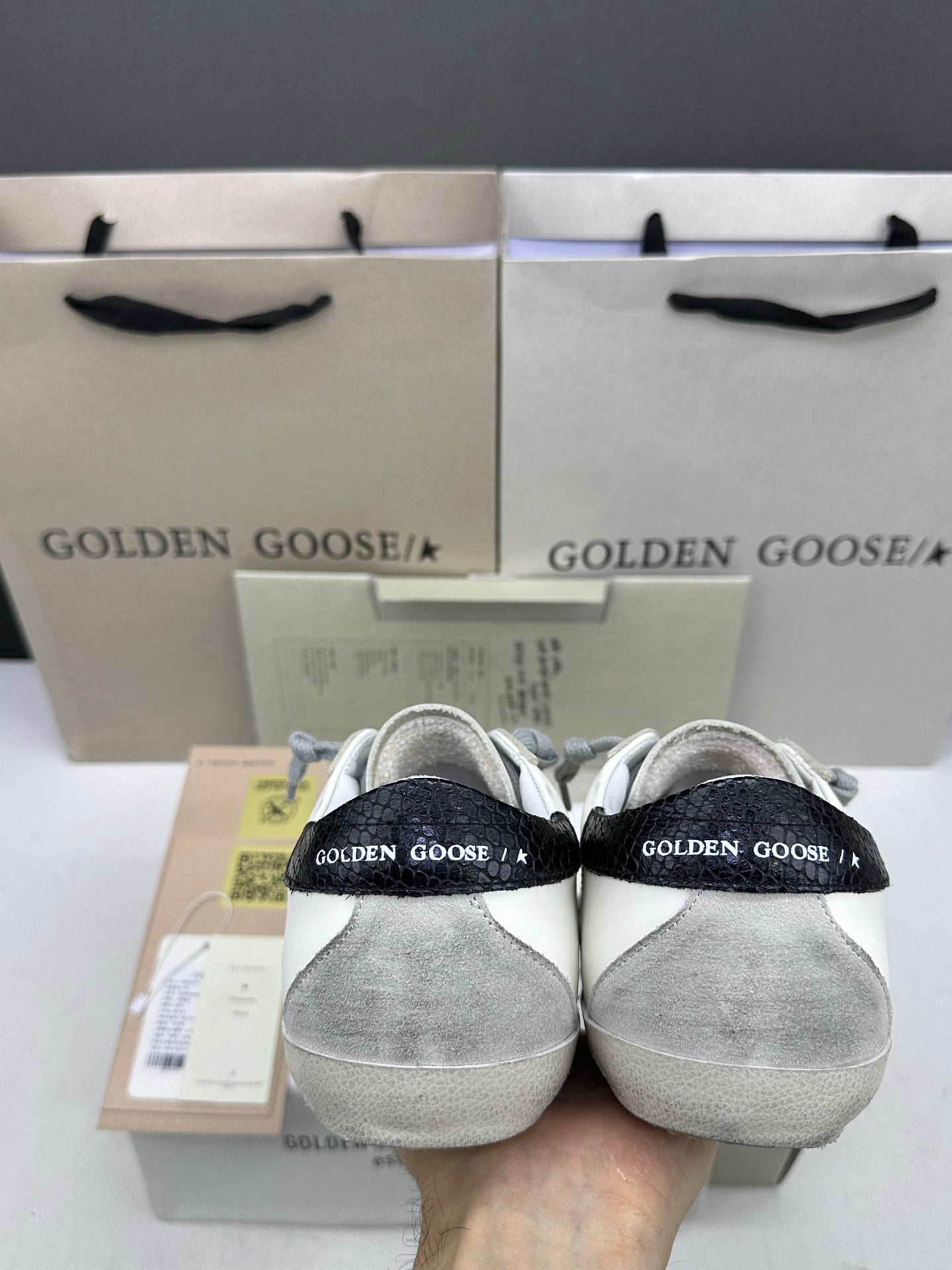 Golden Goose Super-Star 'Suede Grey Star/Textured Black Heel Tab'